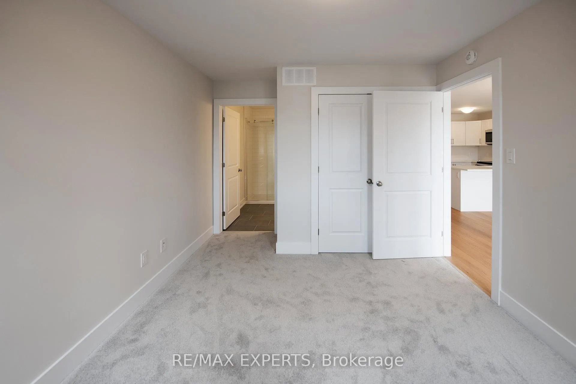 Photo 17 of 98 Whitcomb Crescent, Smiths Falls — HOMEH