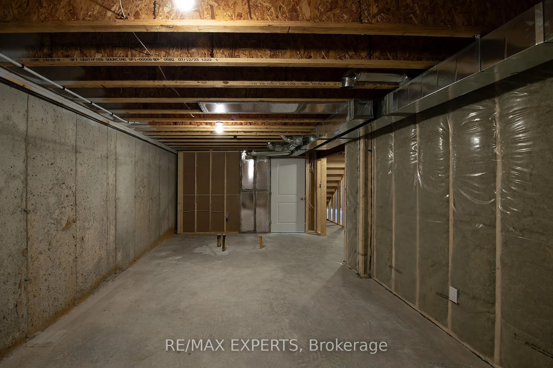 Photo 30 of 98 Whitcomb Crescent, Smiths Falls — HOMEH