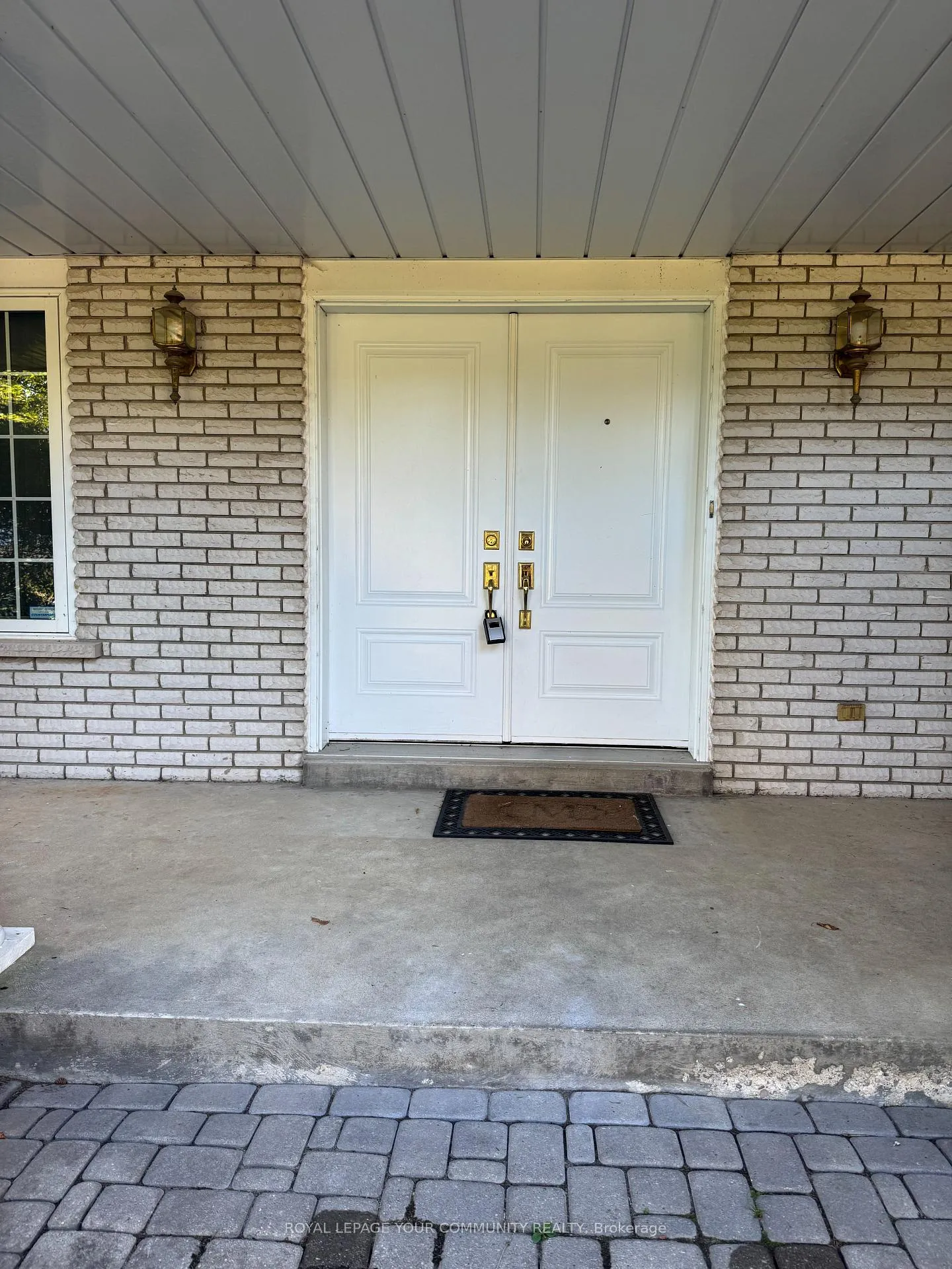 Photo 9 of 235 Banner Lane, King, King City — HOMEH