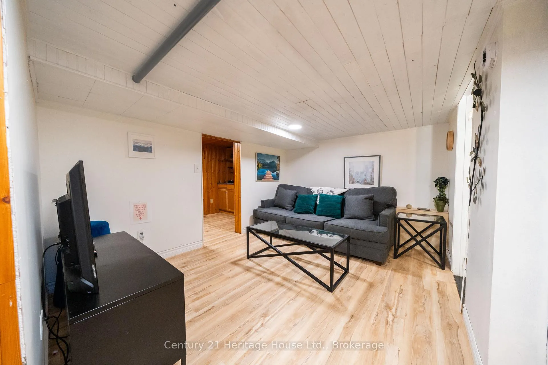 Photo 2 of Unit 1, 184 Weber Street E, Kitchener — HOMEH