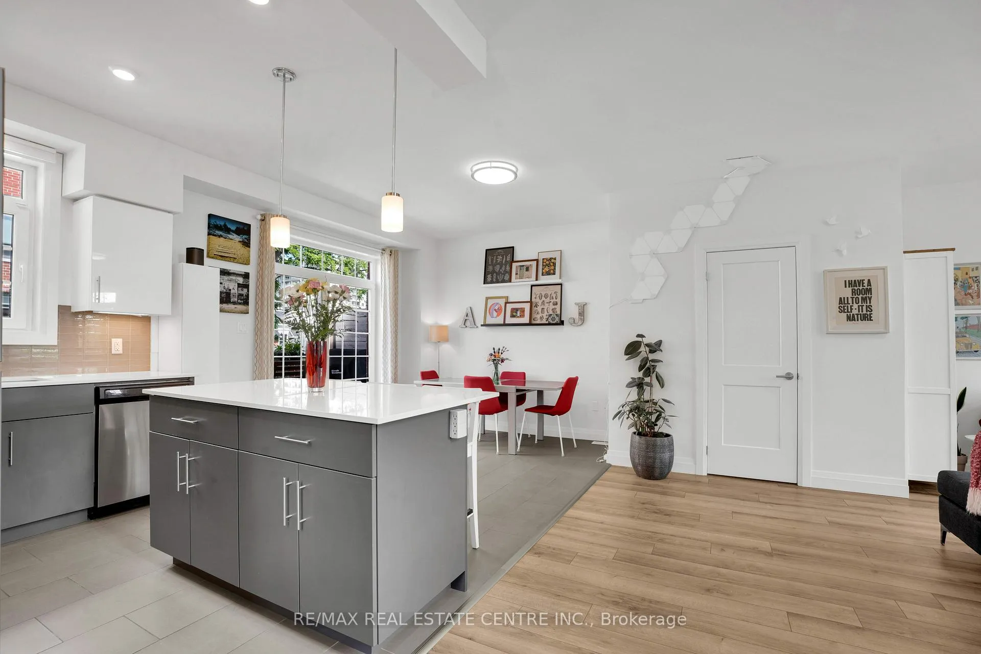 Photo 8 of 170 Benton Street S, Kitchener — HOMEH