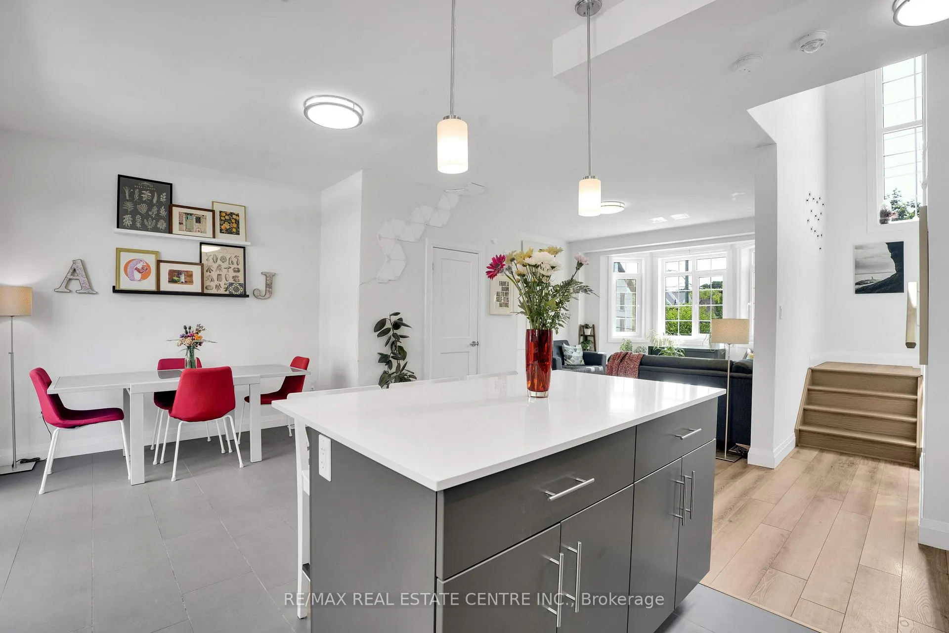 Photo 15 of 170 Benton Street S, Kitchener — HOMEH