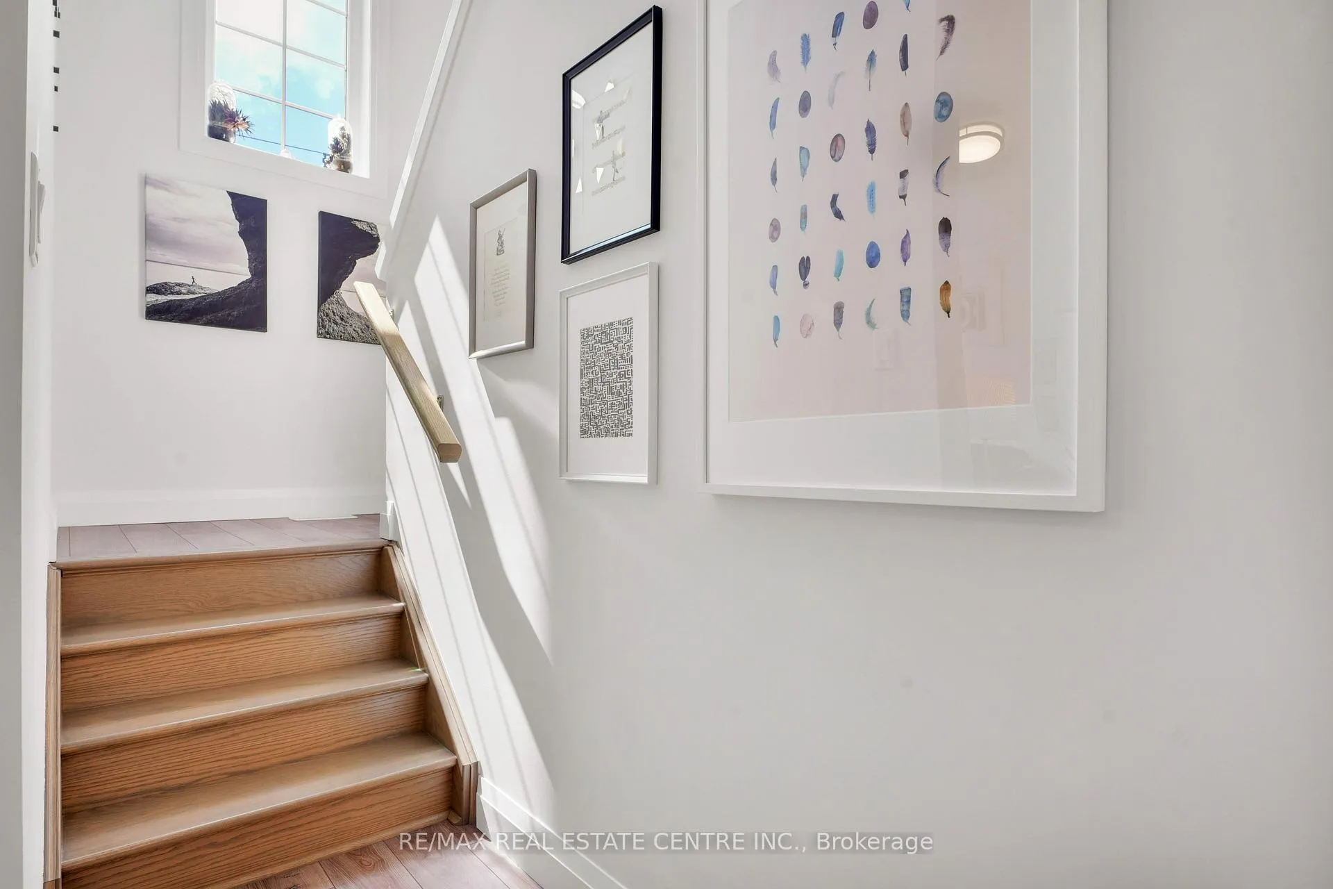 Photo 27 of 170 Benton Street S, Kitchener — HOMEH