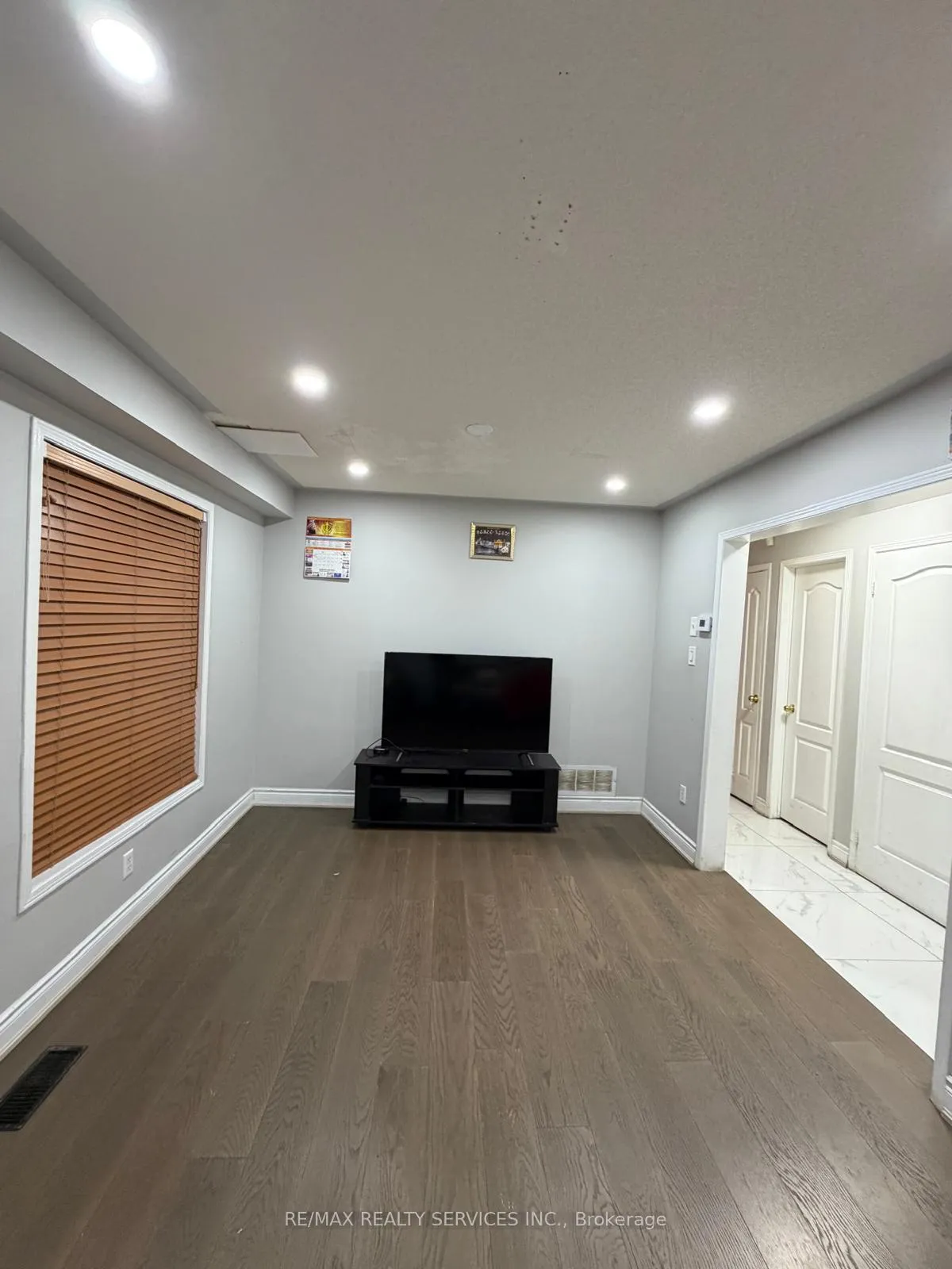 Photo 3 of 59 Larkspur Road E, Brampton, Sandringham-Wellington — HOMEH