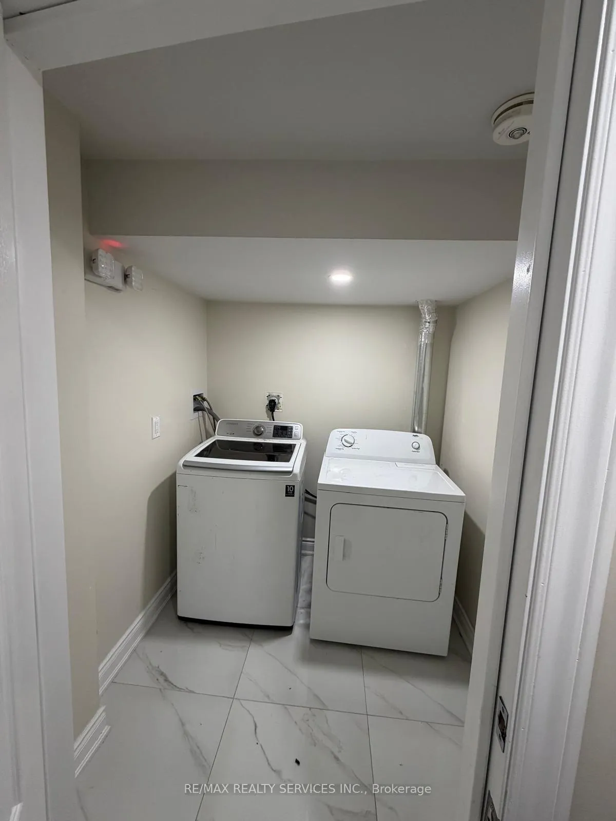 Photo 18 of 59 Larkspur Road E, Brampton, Sandringham-Wellington — HOMEH