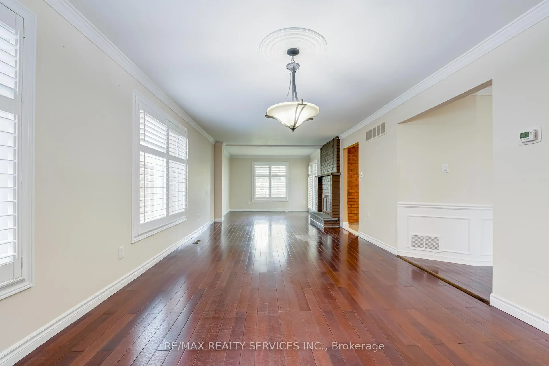 Photo 6 of Unit Upper, 4469 Gullfoot Circle, Mississauga, Hurontario — HOMEH