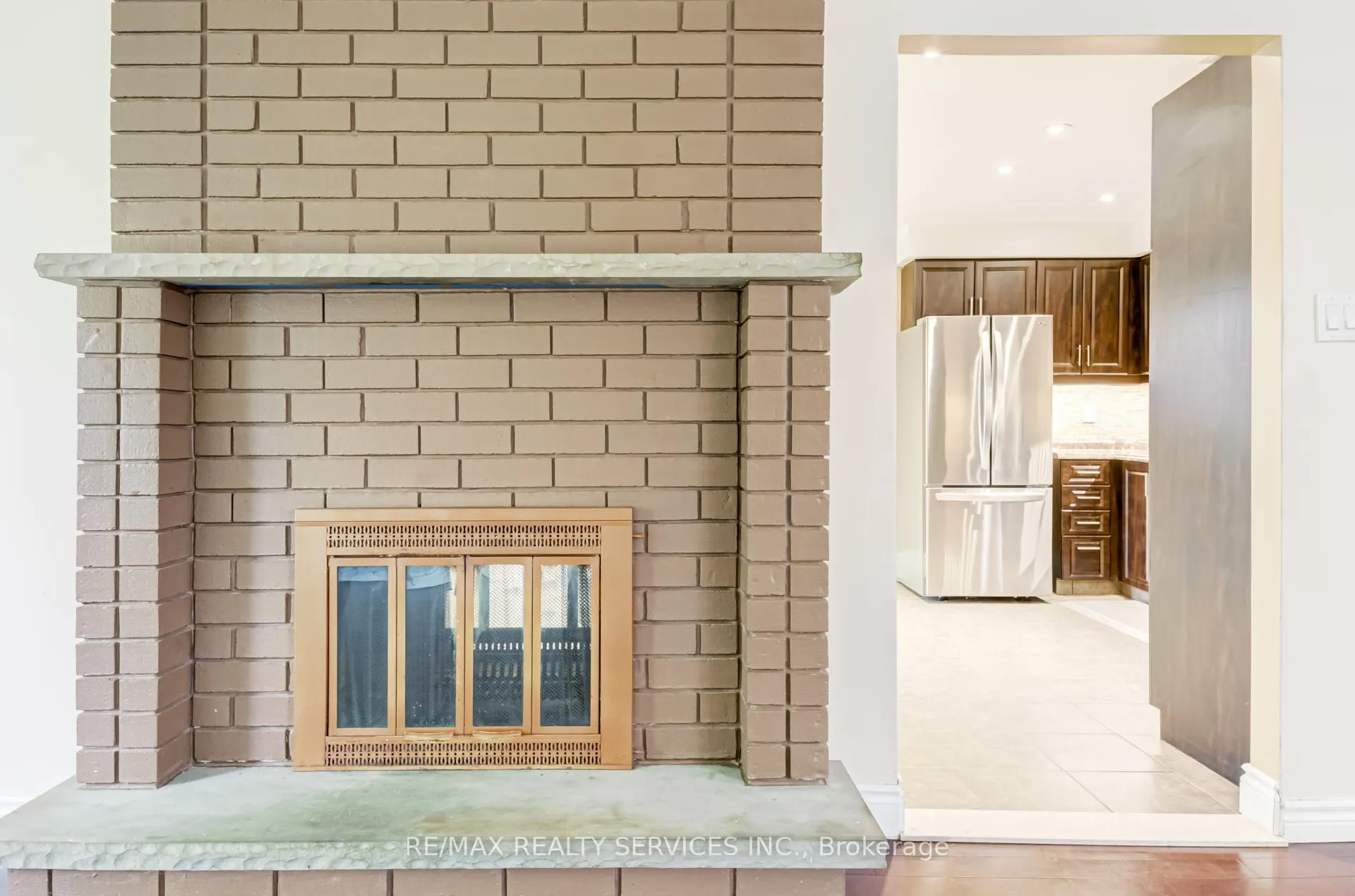 Photo 8 of Unit Upper, 4469 Gullfoot Circle, Mississauga, Hurontario — HOMEH