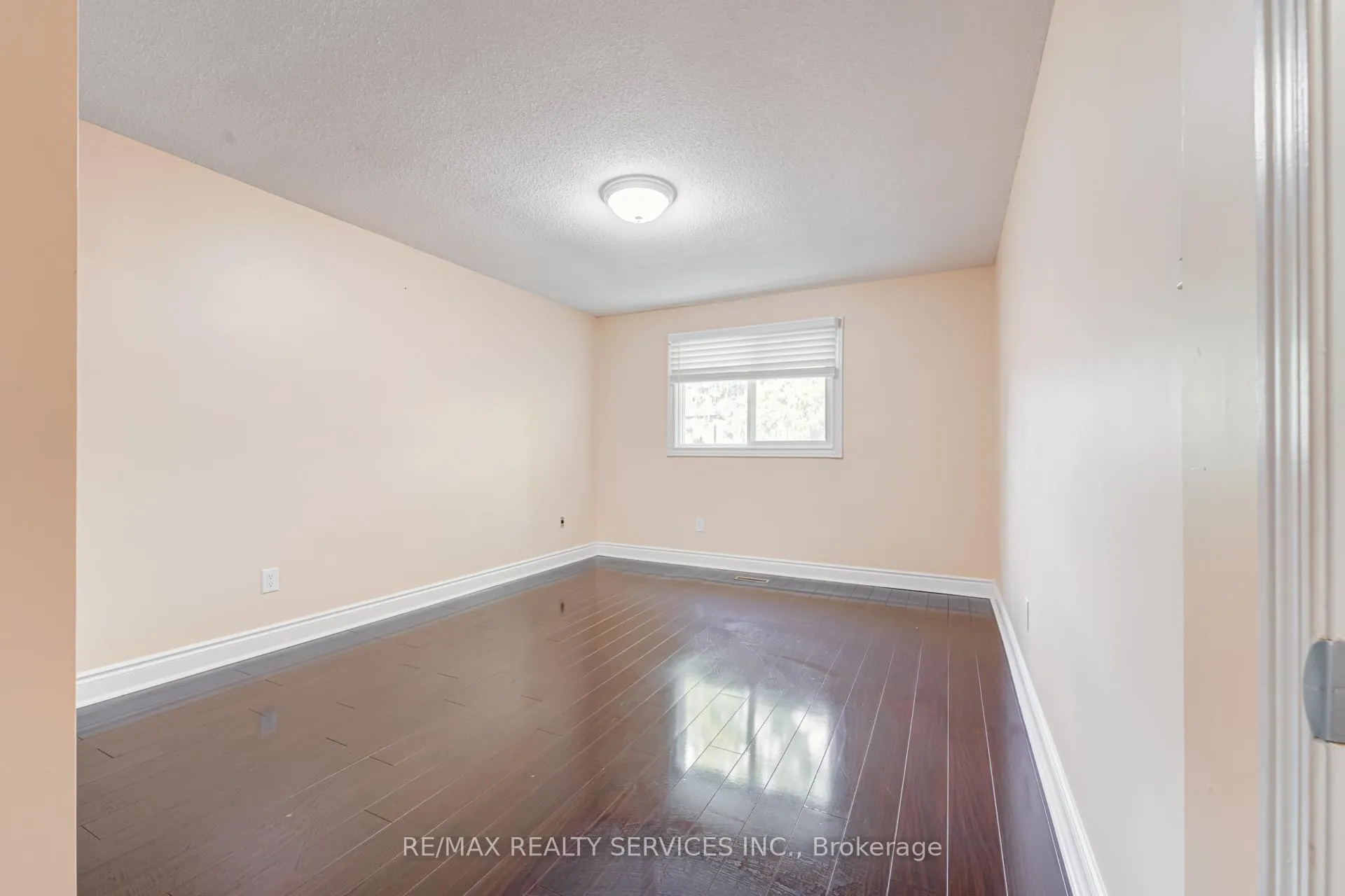Photo 23 of Unit Upper, 4469 Gullfoot Circle, Mississauga, Hurontario — HOMEH