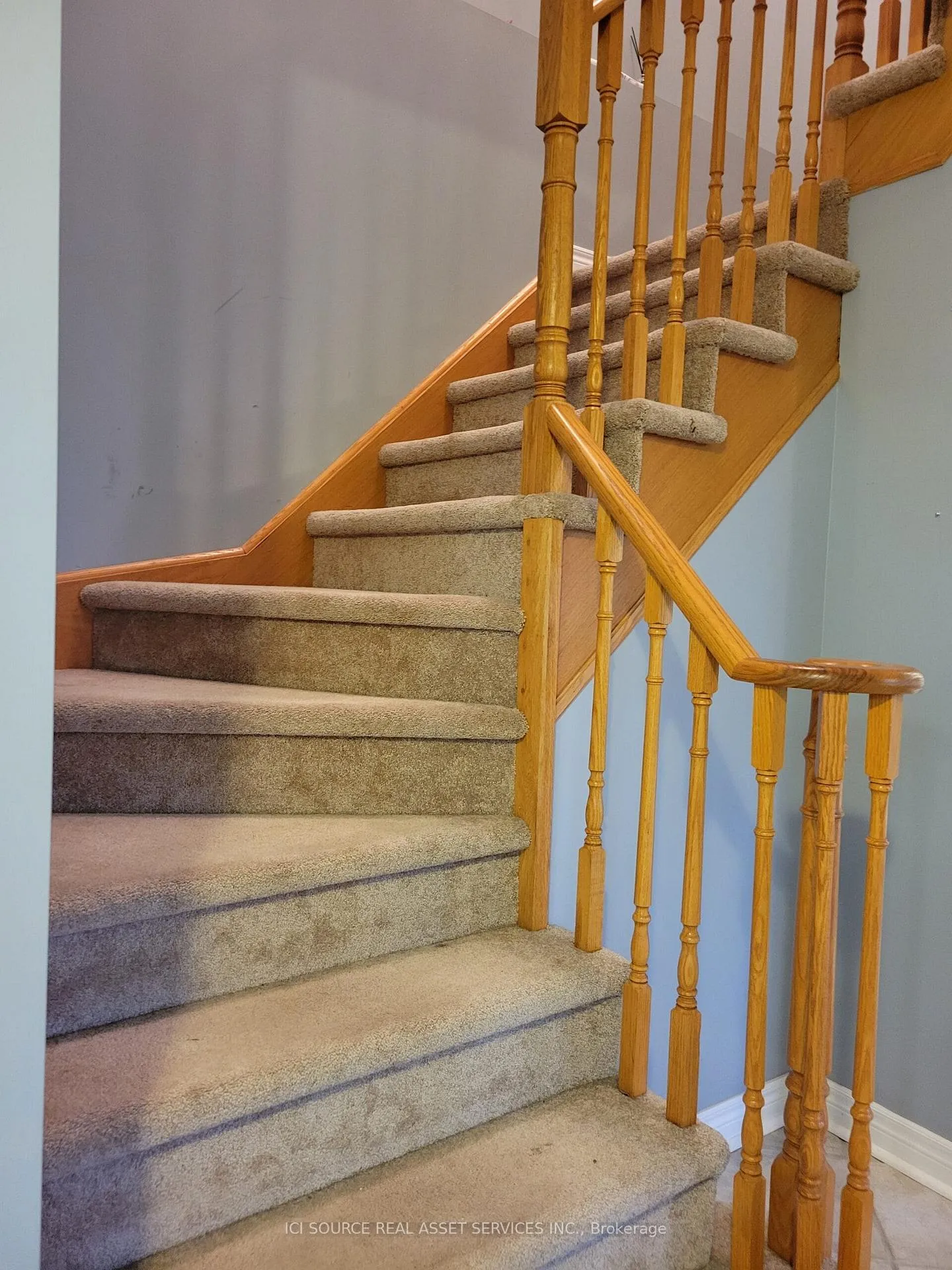 Photo 8 of 88 Wade Square, Clarington, Courtice — HOMEH