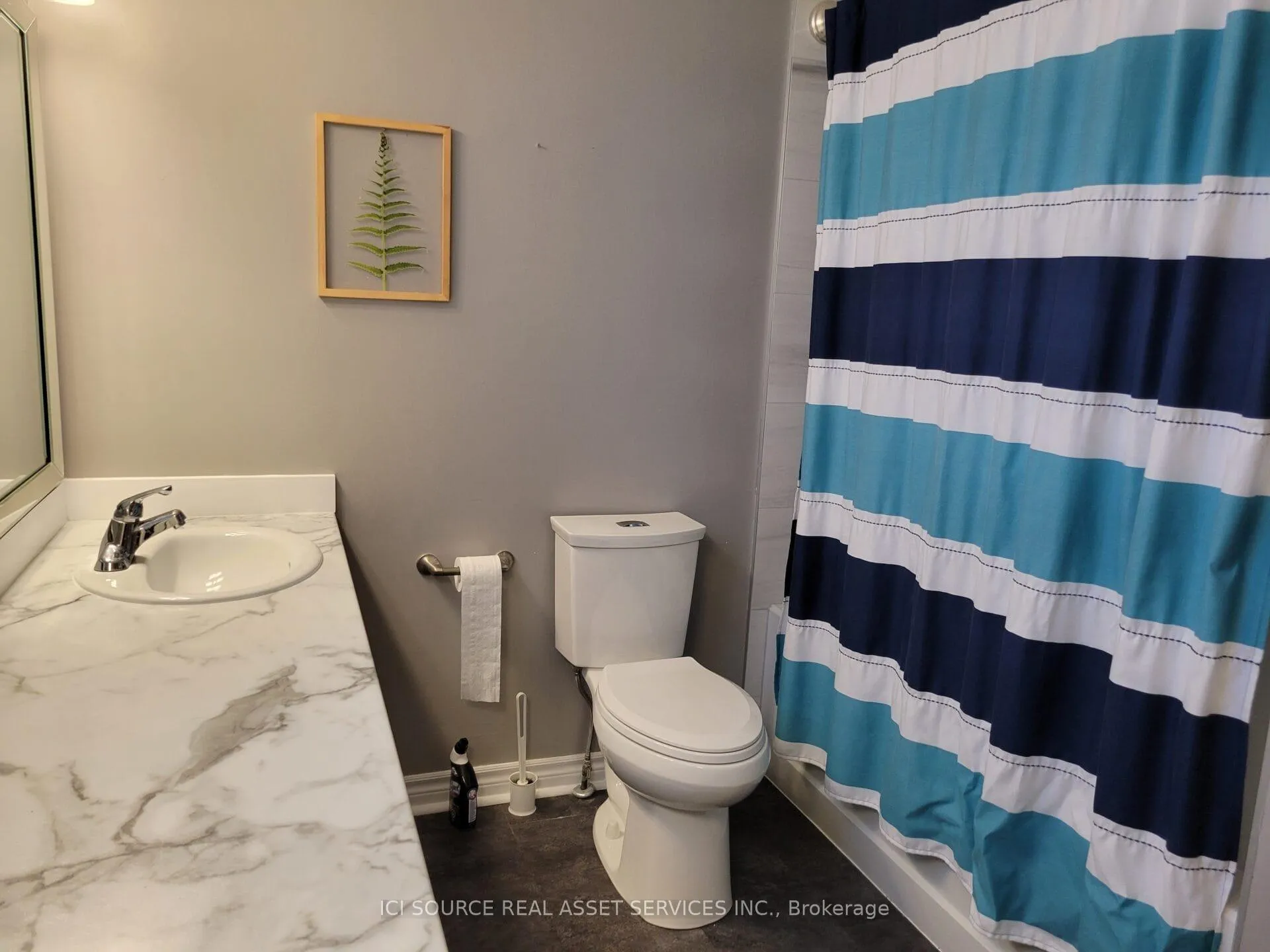Photo 12 of 88 Wade Square, Clarington, Courtice — HOMEH