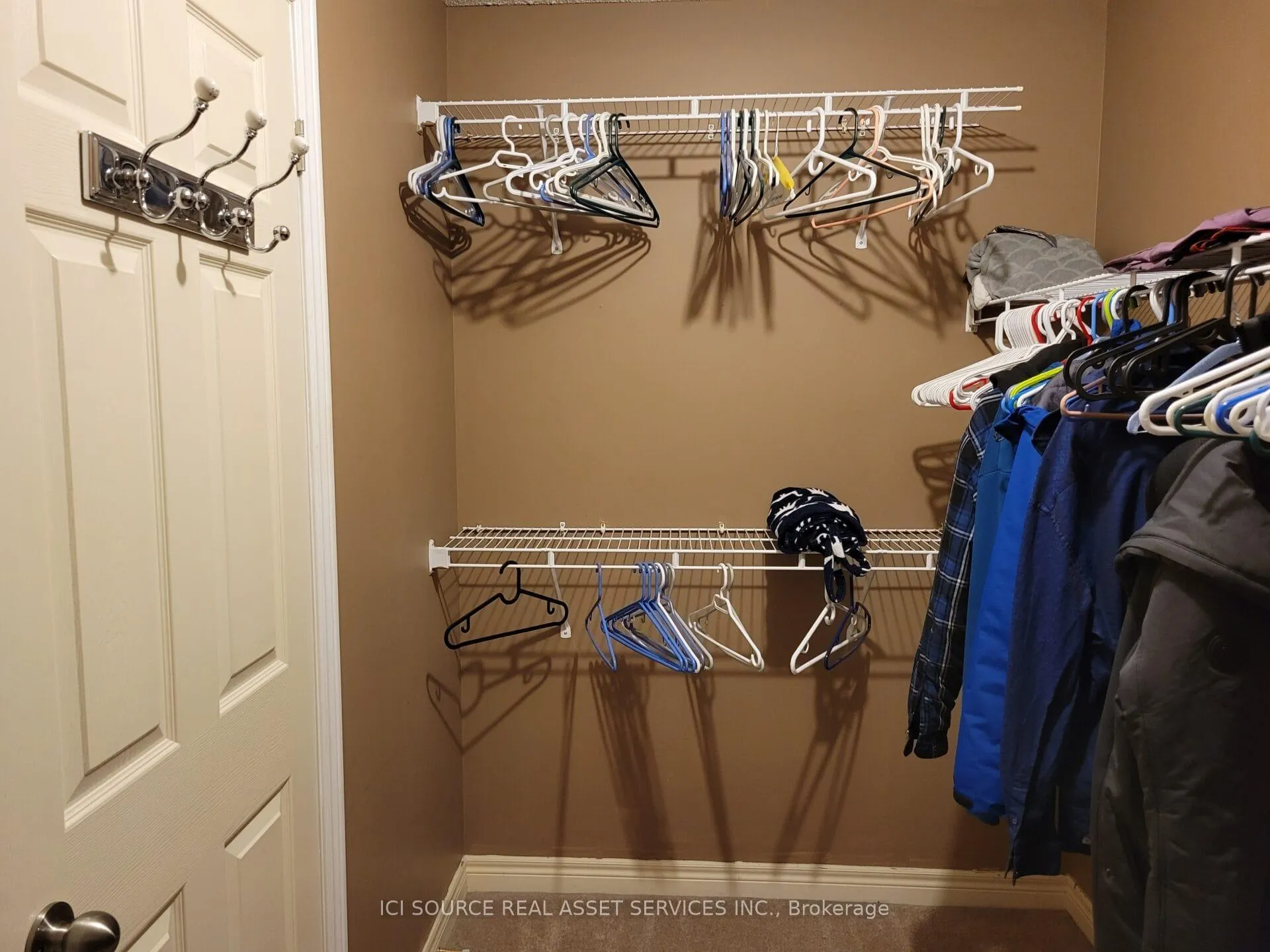 Photo 15 of 88 Wade Square, Clarington, Courtice — HOMEH