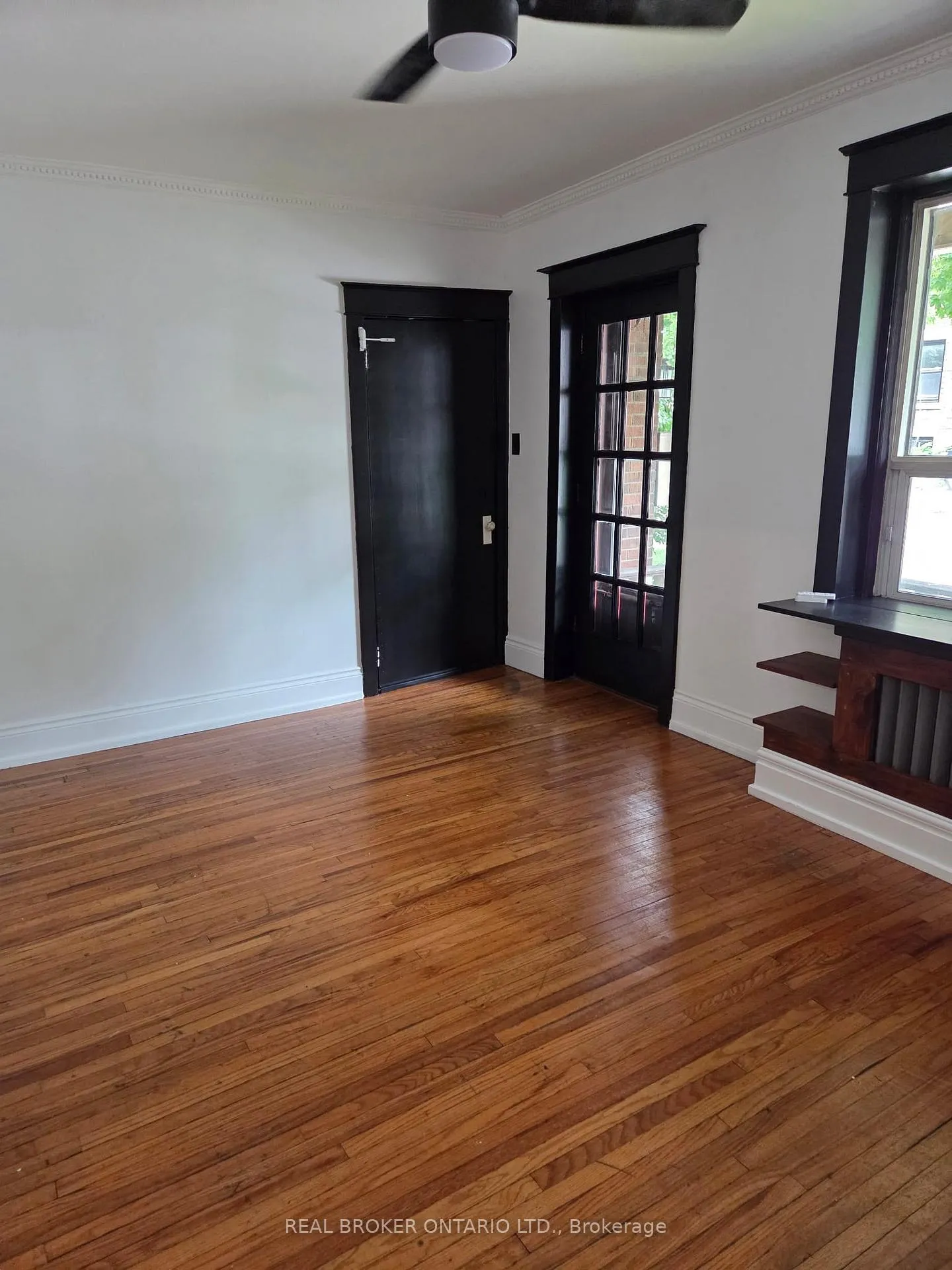 Photo 6 of Unit 8, 4 Hyde Park Avenue, Hamilton, Kirkendall — HOMEH