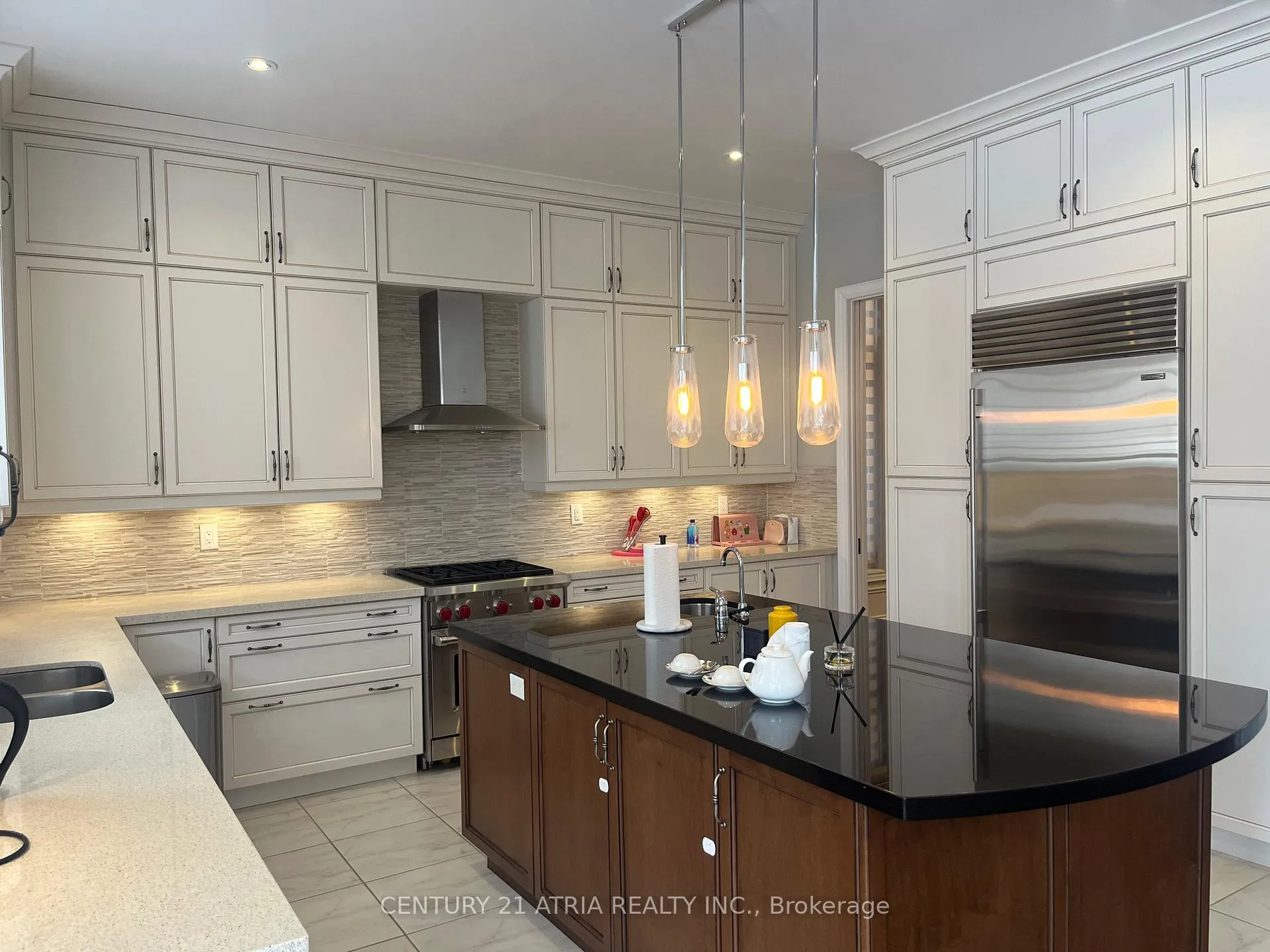 Photo 3 of 48 Stollery pond Crescent, Markham, Angus Glen — HOMEH