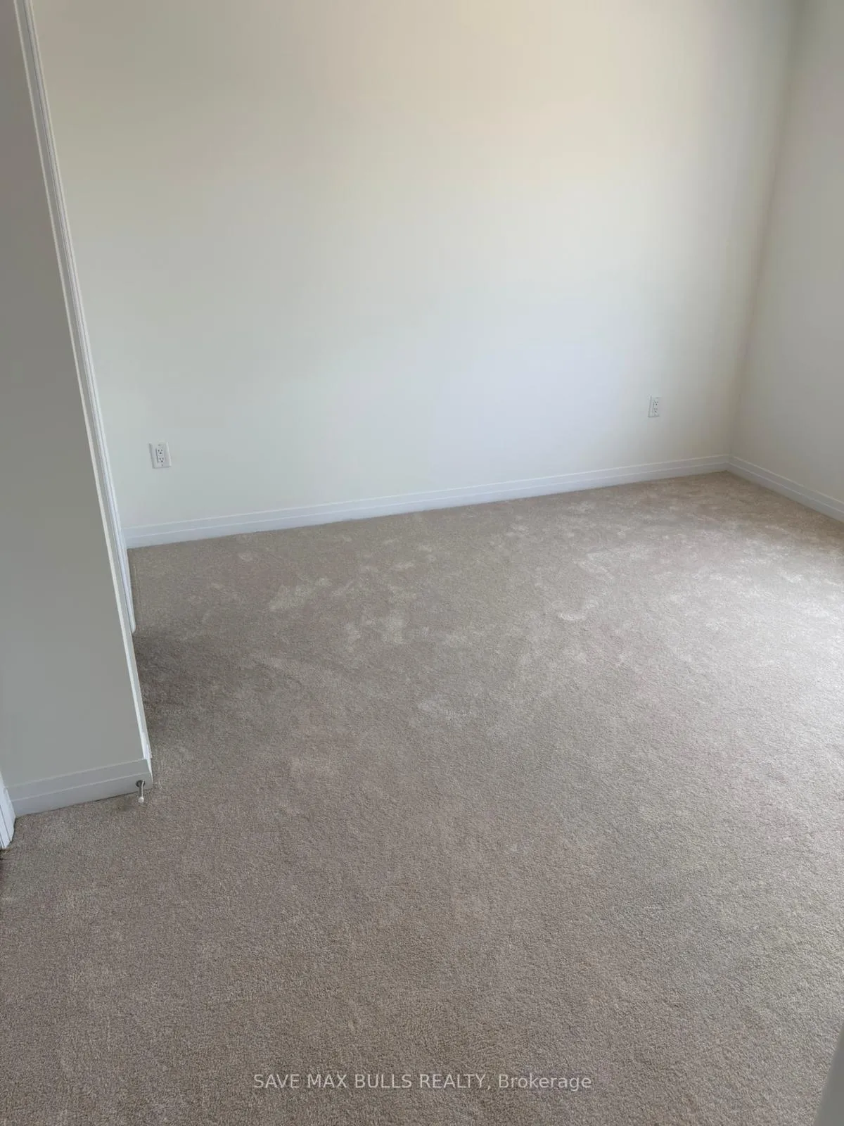 Photo 10 of 39 Gunnel Road, Welland, Dain City — HOMEH