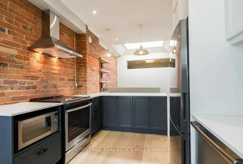 Front of Unit 3, 1216 Dundas Street W