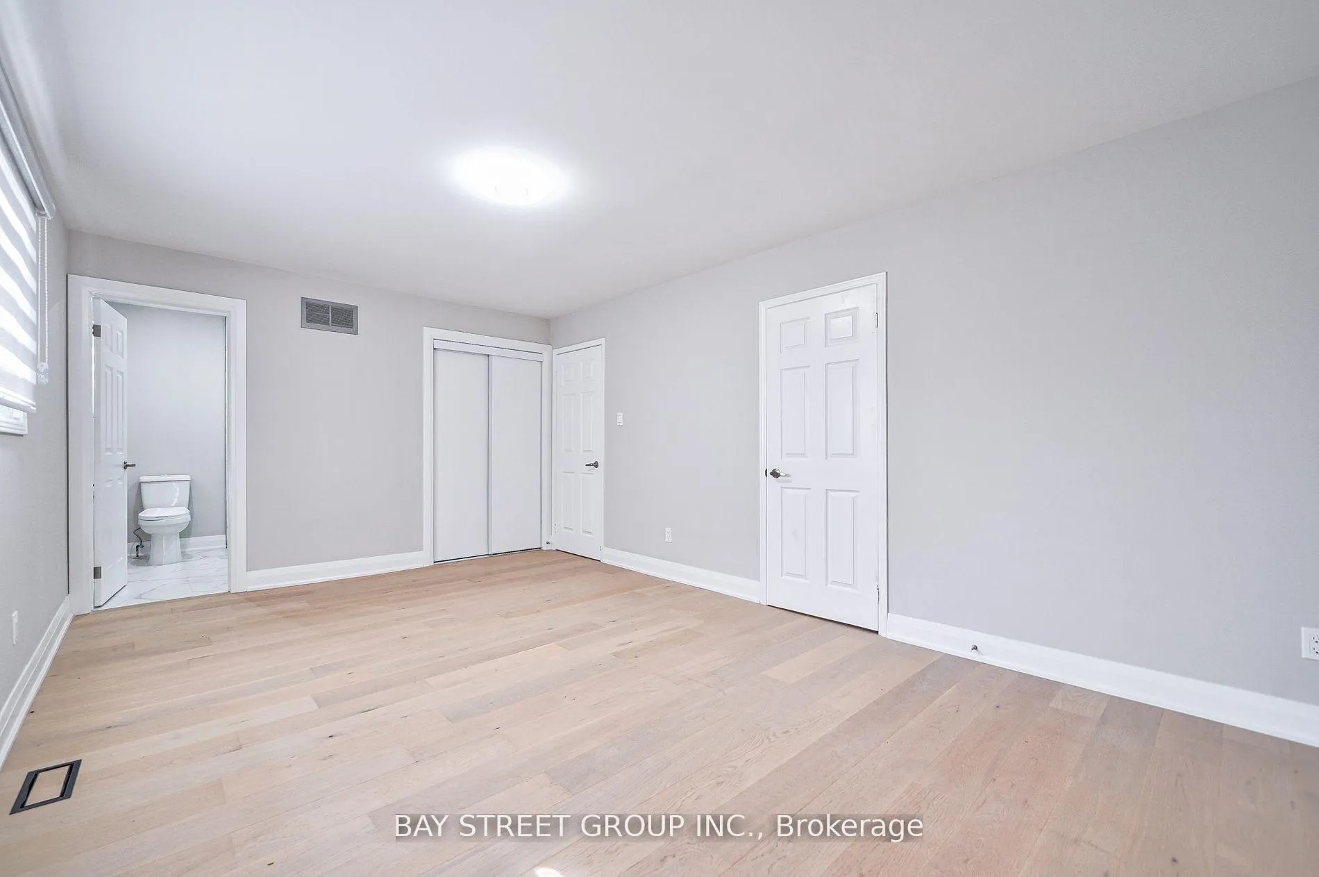 Photo 12 of 65 michener Crescent, Markham, Raymerville — HOMEH
