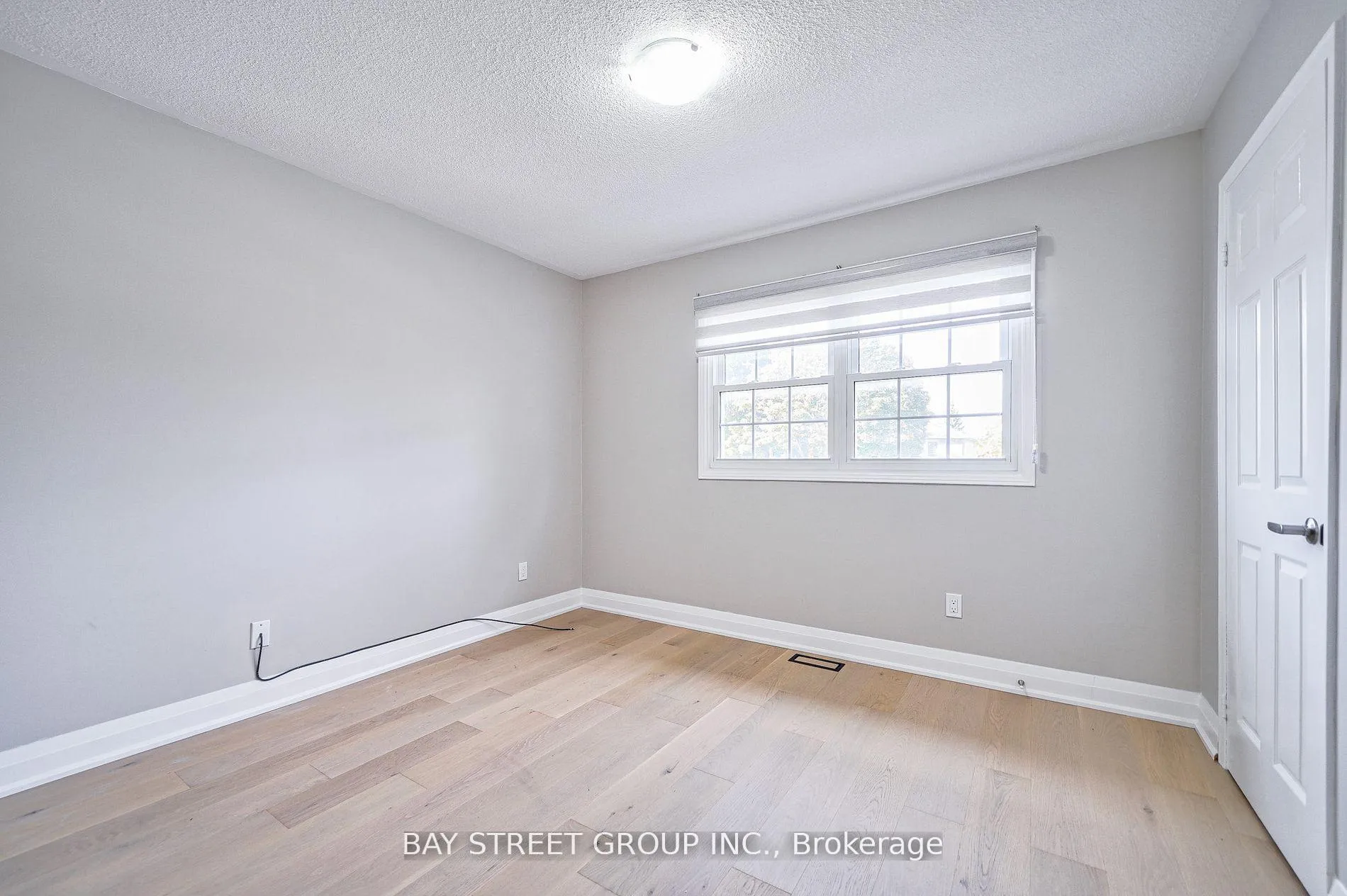 Photo 13 of 65 michener Crescent, Markham, Raymerville — HOMEH