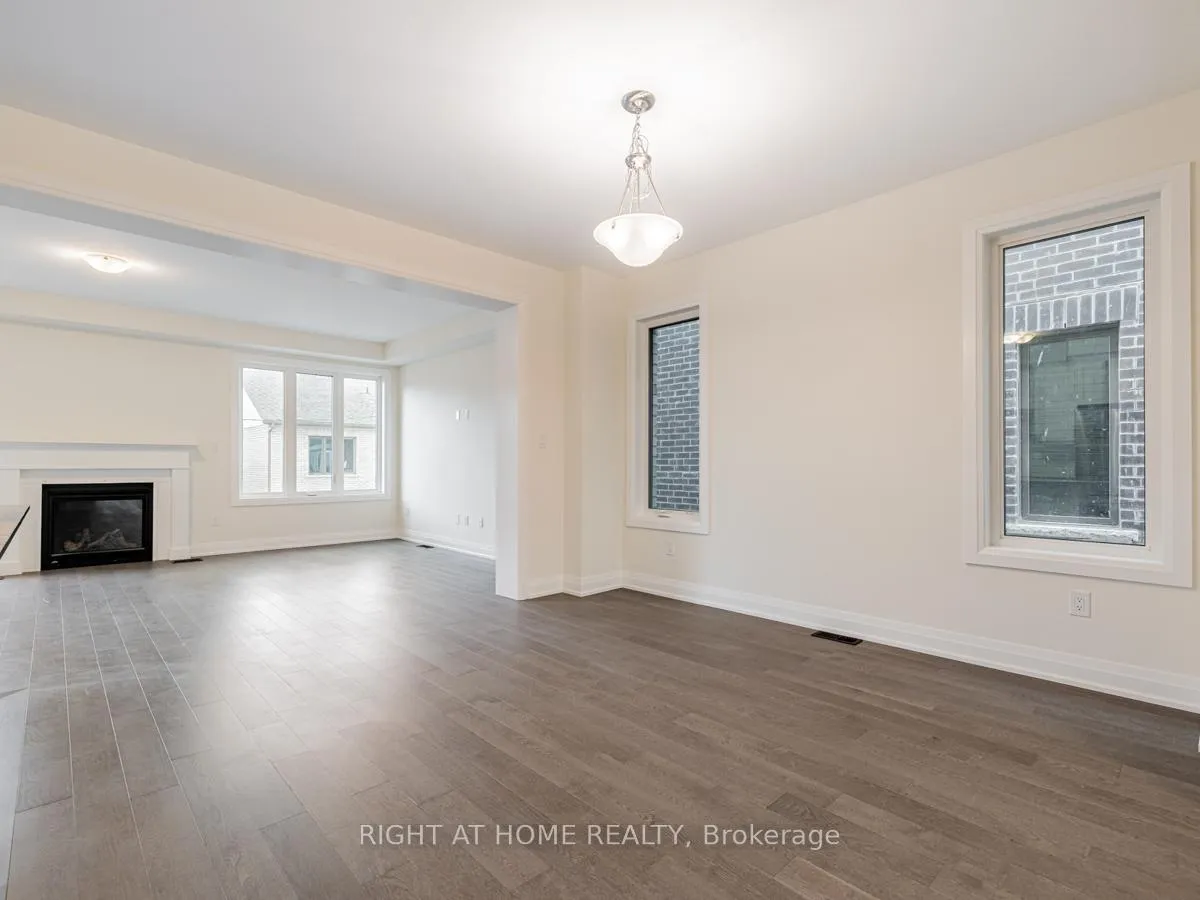 Photo 6 of 225 Beaverbrae Drive, Markham, Victoria Square — HOMEH