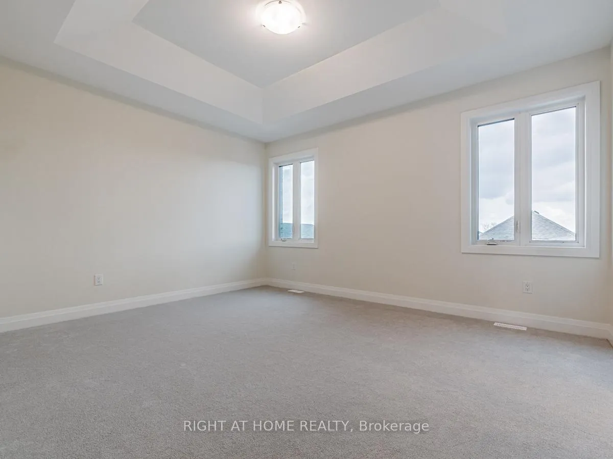 Photo 13 of 225 Beaverbrae Drive, Markham, Victoria Square — HOMEH
