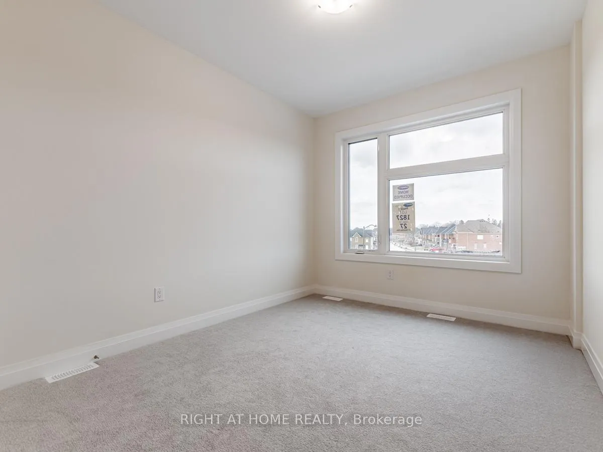 Photo 18 of 225 Beaverbrae Drive, Markham, Victoria Square — HOMEH