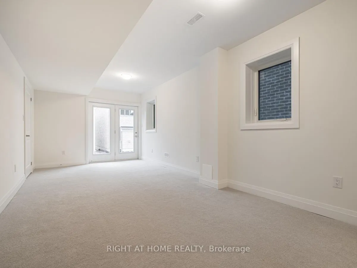 Photo 20 of 225 Beaverbrae Drive, Markham, Victoria Square — HOMEH