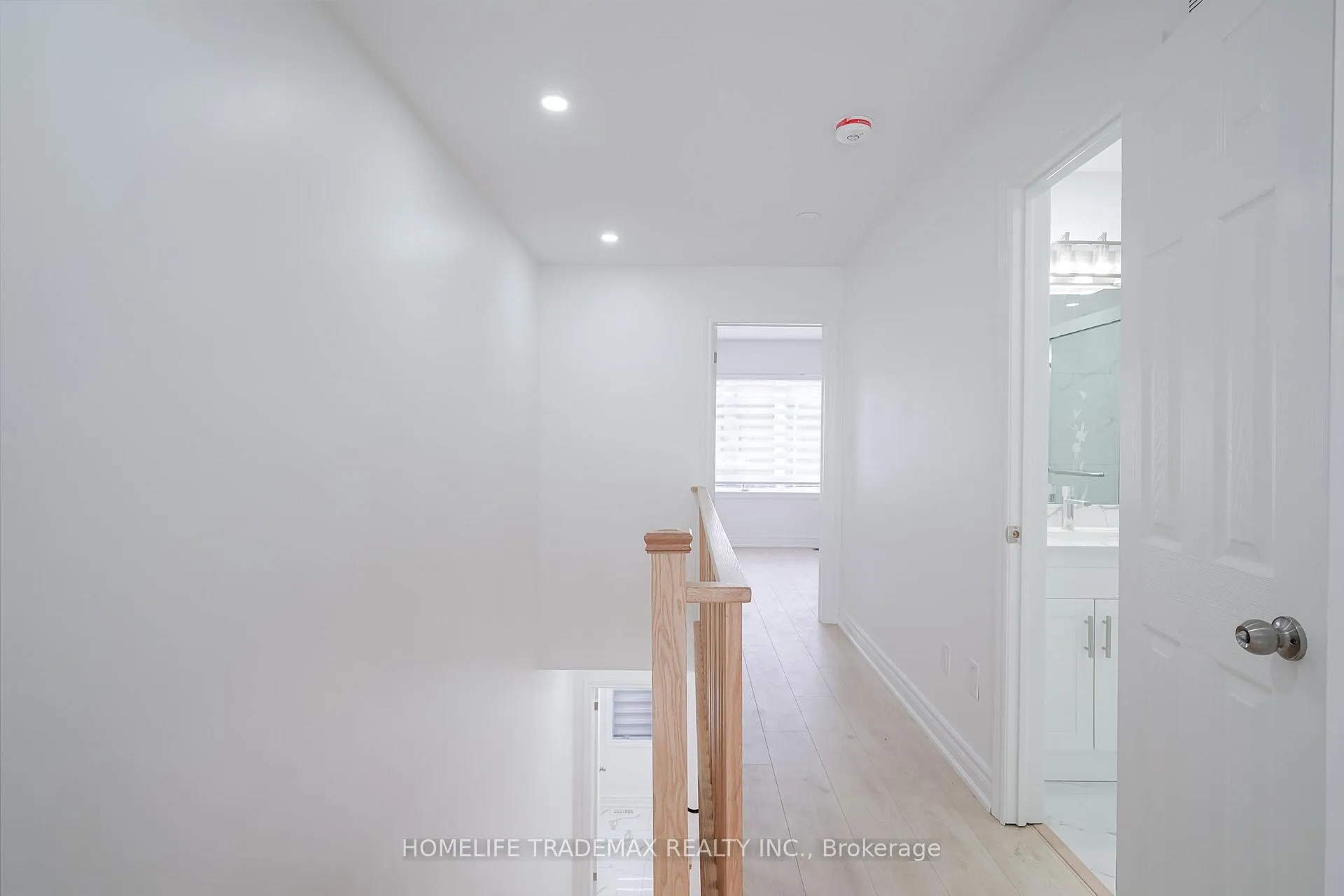 Photo 23 of 770 Eddystone Path, Oshawa, Donevan — HOMEH