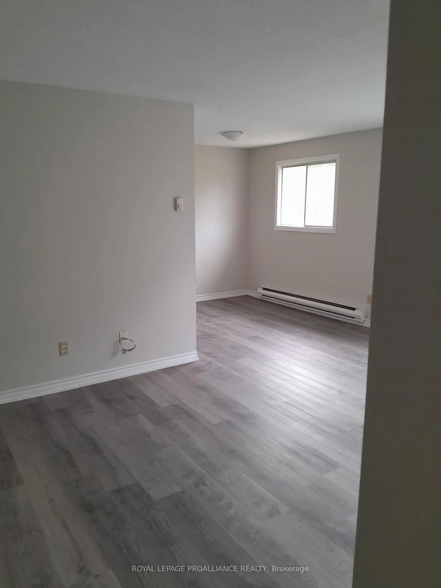 Photo 9 of Unit 301, 35C Union Street, Belleville, Belleville Ward — HOMEH