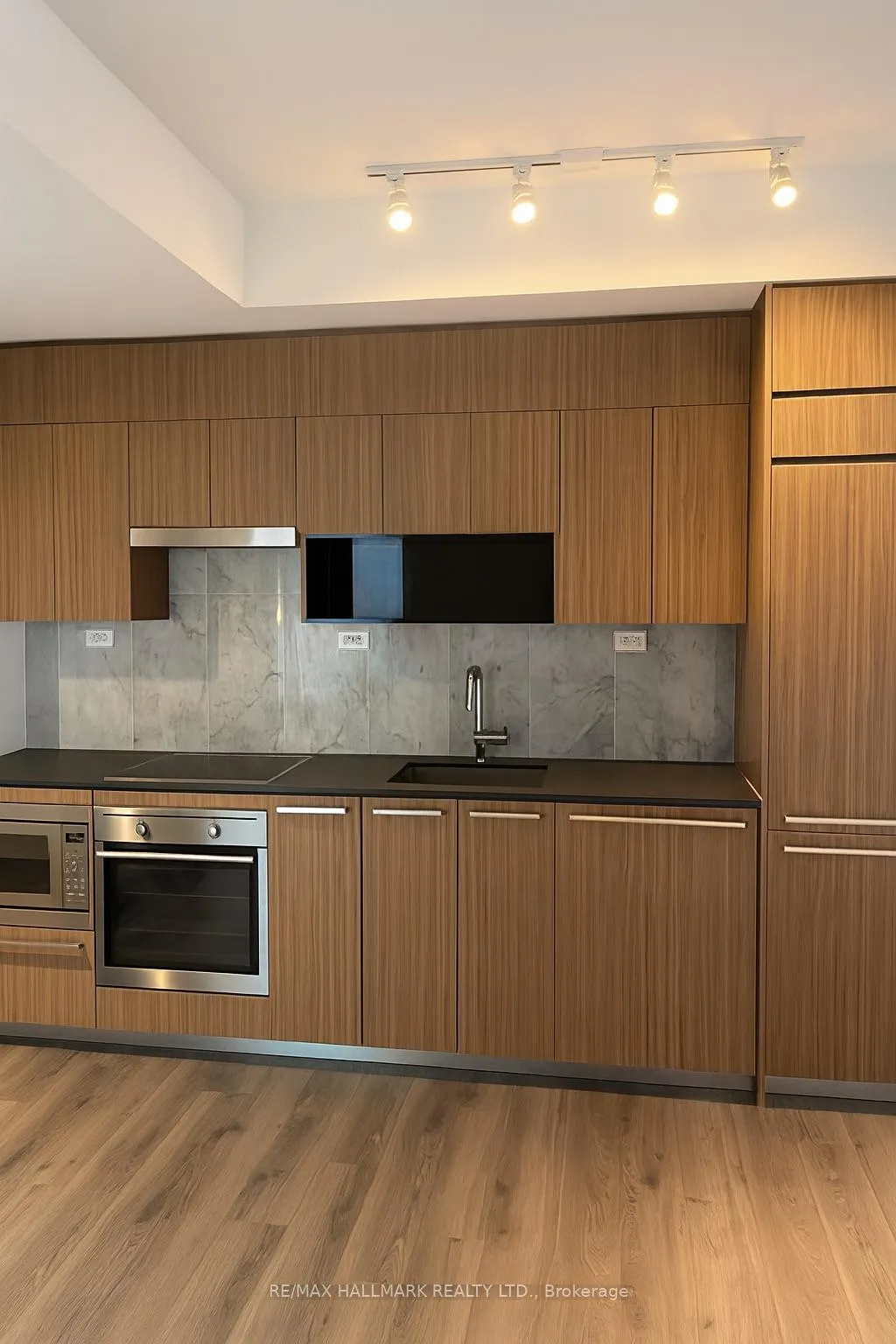 Photo 16 of Unit 506, 90 Queens Wharf Road, Toronto, Waterfront Communities — HOMEH