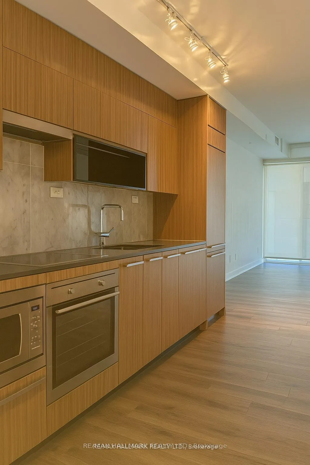 Photo 17 of Unit 506, 90 Queens Wharf Road, Toronto, Waterfront Communities — HOMEH