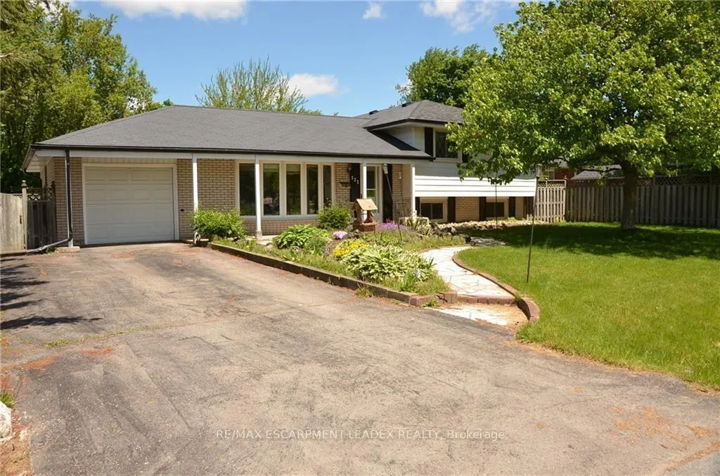 Photo 1 of Unit Basement, 131 Council Crescent, Hamilton, Ancaster — HOMEH