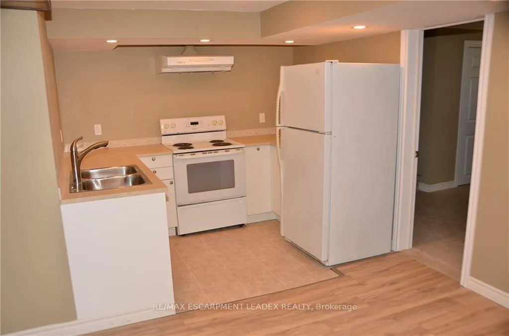 Photo 2 of Unit Basement, 131 Council Crescent, Hamilton, Ancaster — HOMEH