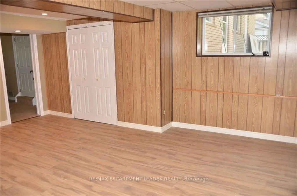 Photo 9 of Unit Basement, 131 Council Crescent, Hamilton, Ancaster — HOMEH