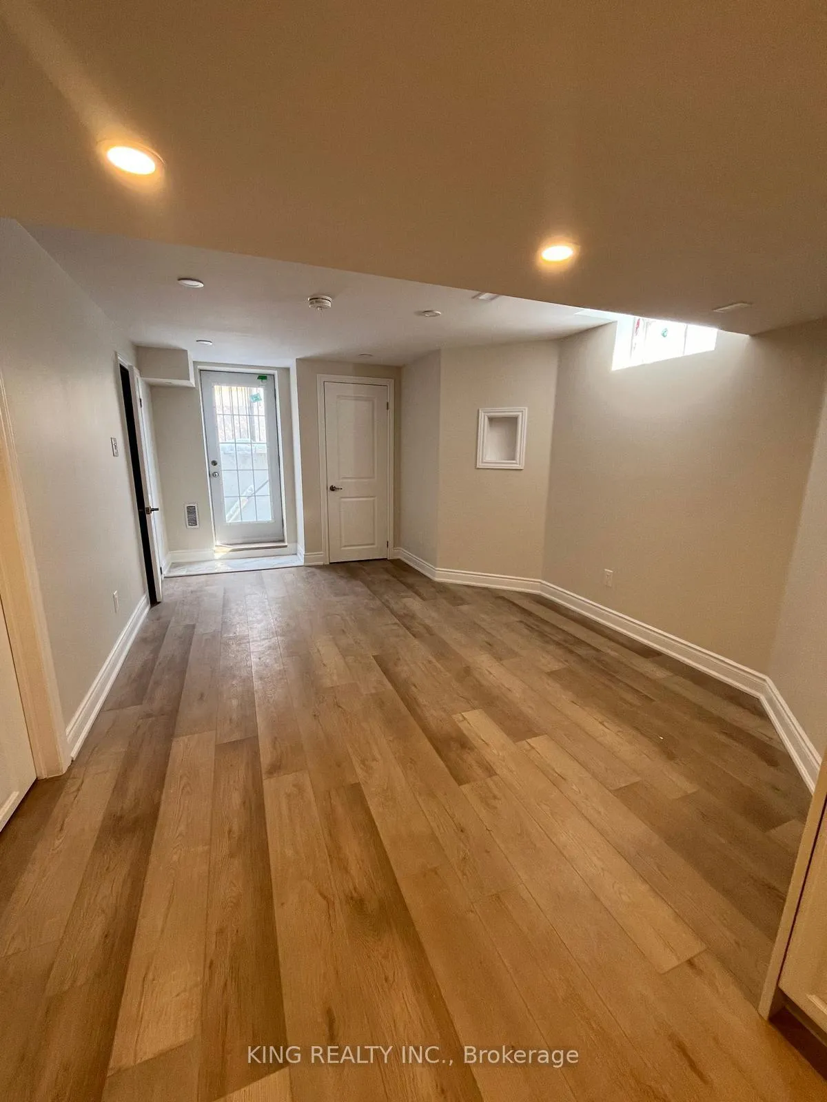 Photo 3 of 81 Agava Street, Brampton, Northwest Brampton — HOMEH