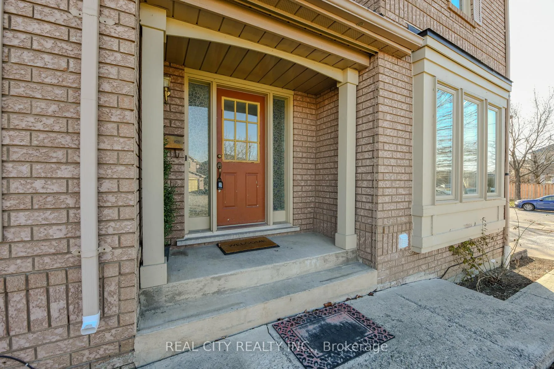 Photo 6 of 7020 Black Walnut Trail, Mississauga, Lisgar — HOMEH