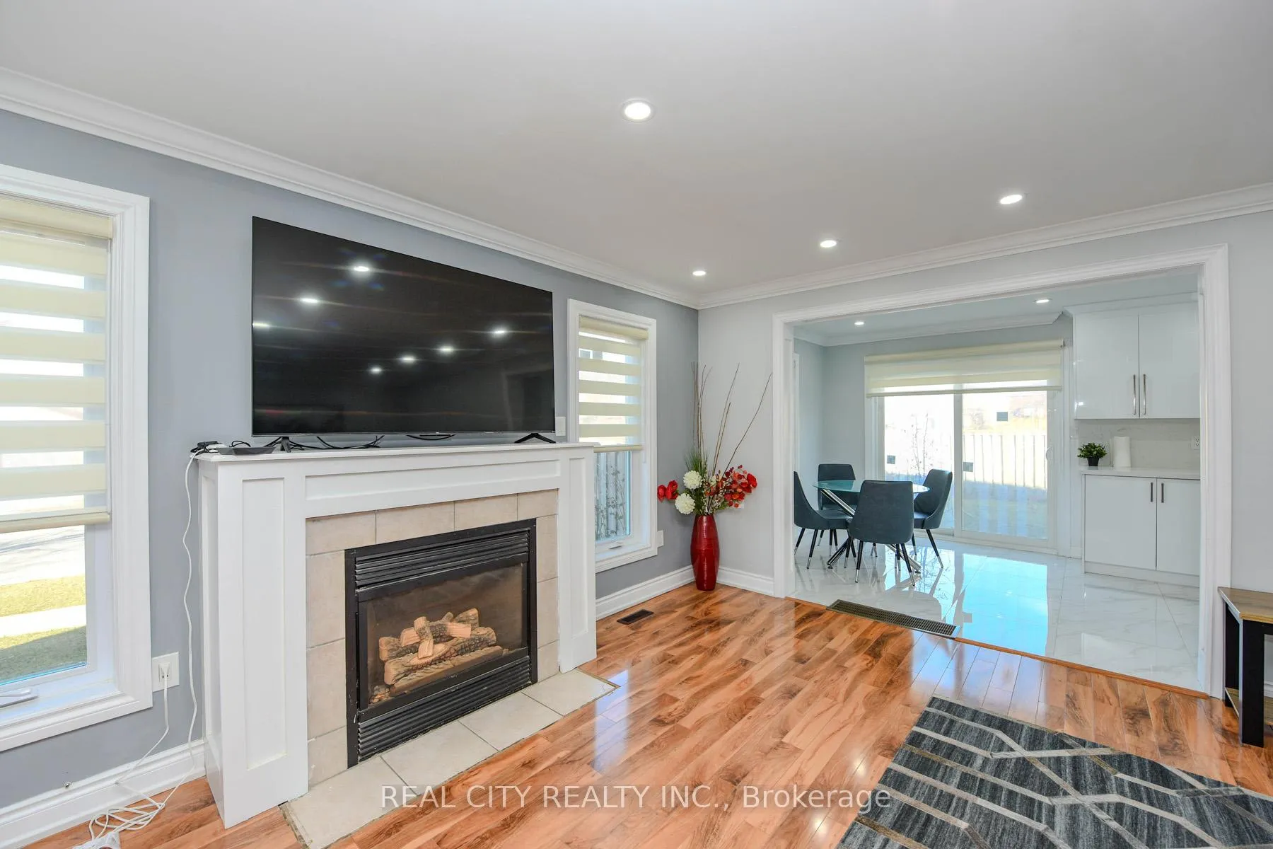 Photo 12 of 7020 Black Walnut Trail, Mississauga, Lisgar — HOMEH