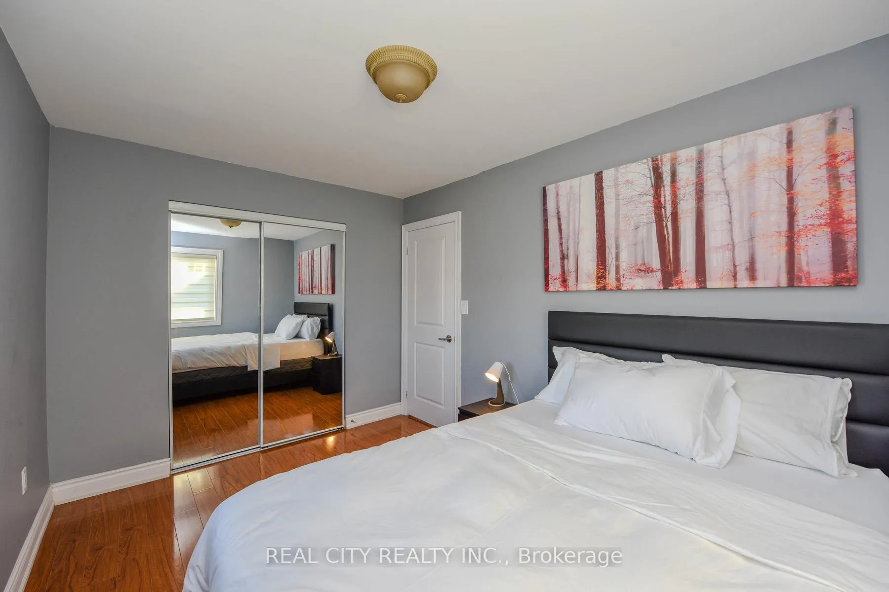 Photo 33 of 7020 Black Walnut Trail, Mississauga, Lisgar — HOMEH