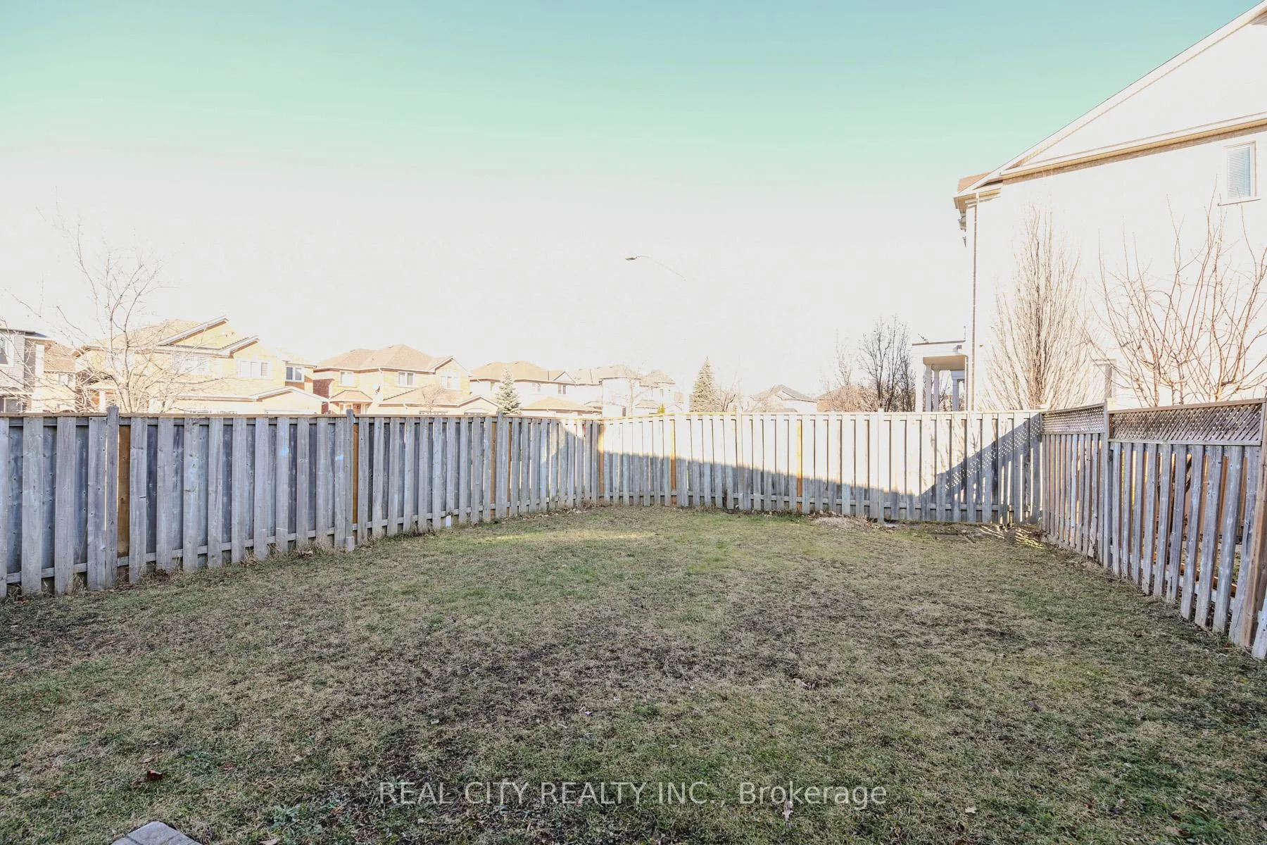 Photo 48 of 7020 Black Walnut Trail, Mississauga, Lisgar — HOMEH