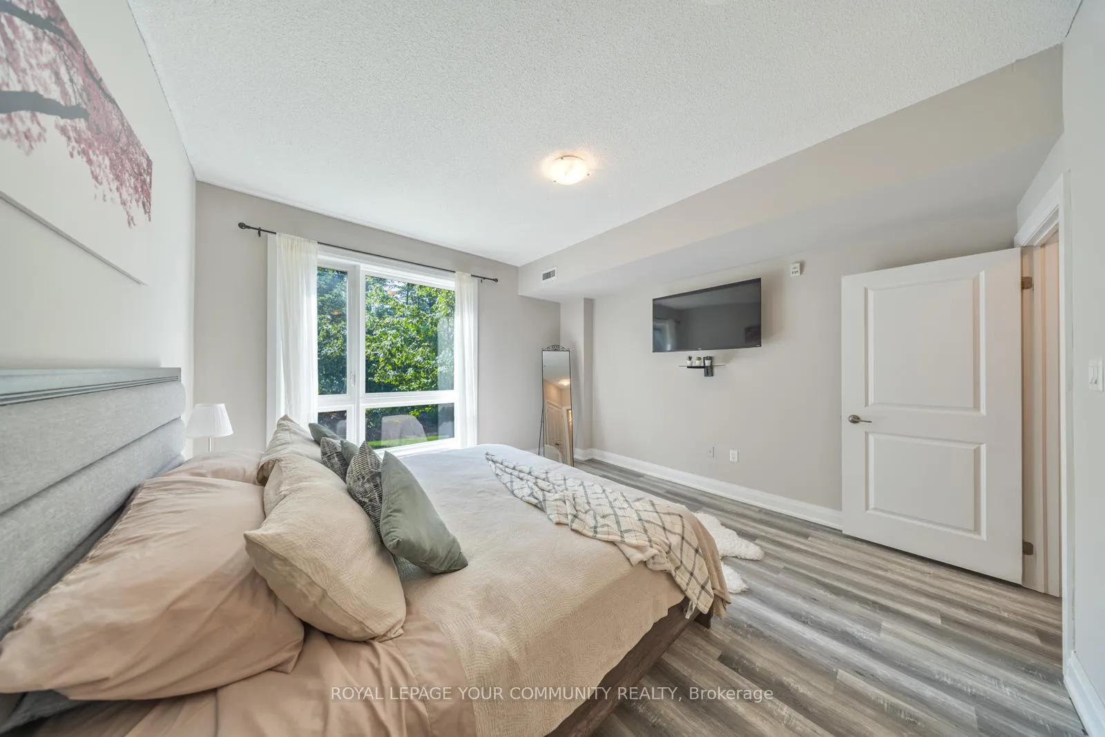 Photo 14 of Unit 113, 304 Essa Road, Barrie, Ardagh — HOMEH