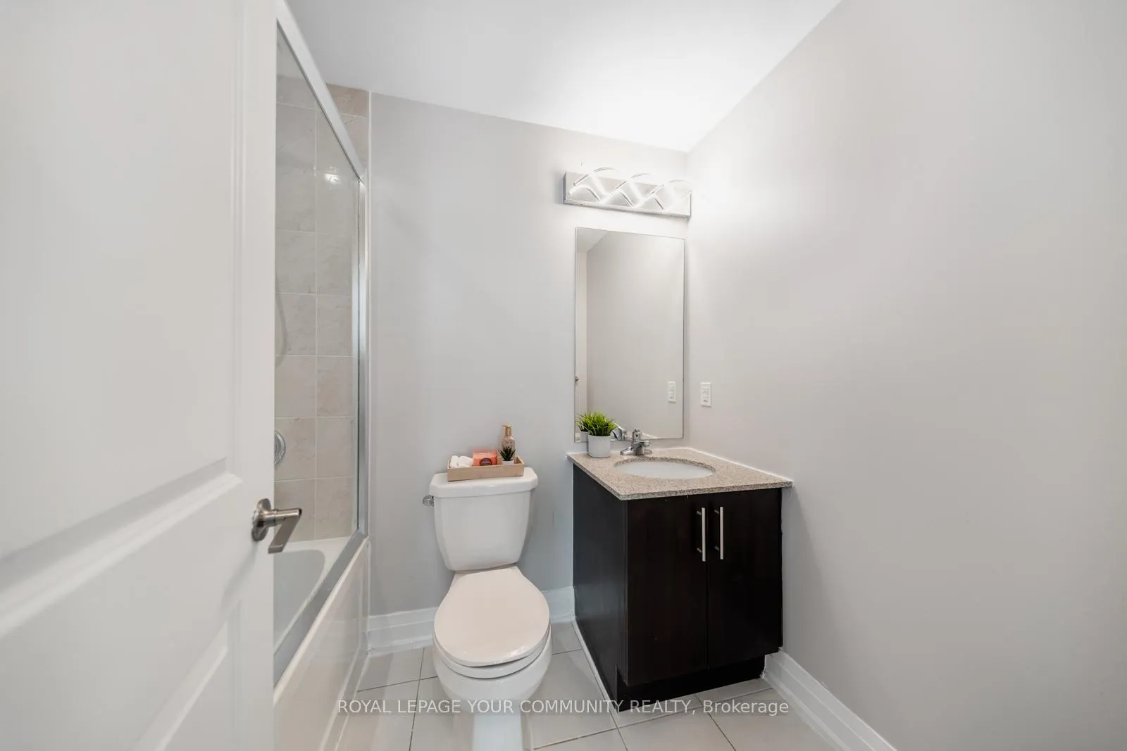 Photo 16 of Unit 113, 304 Essa Road, Barrie, Ardagh — HOMEH