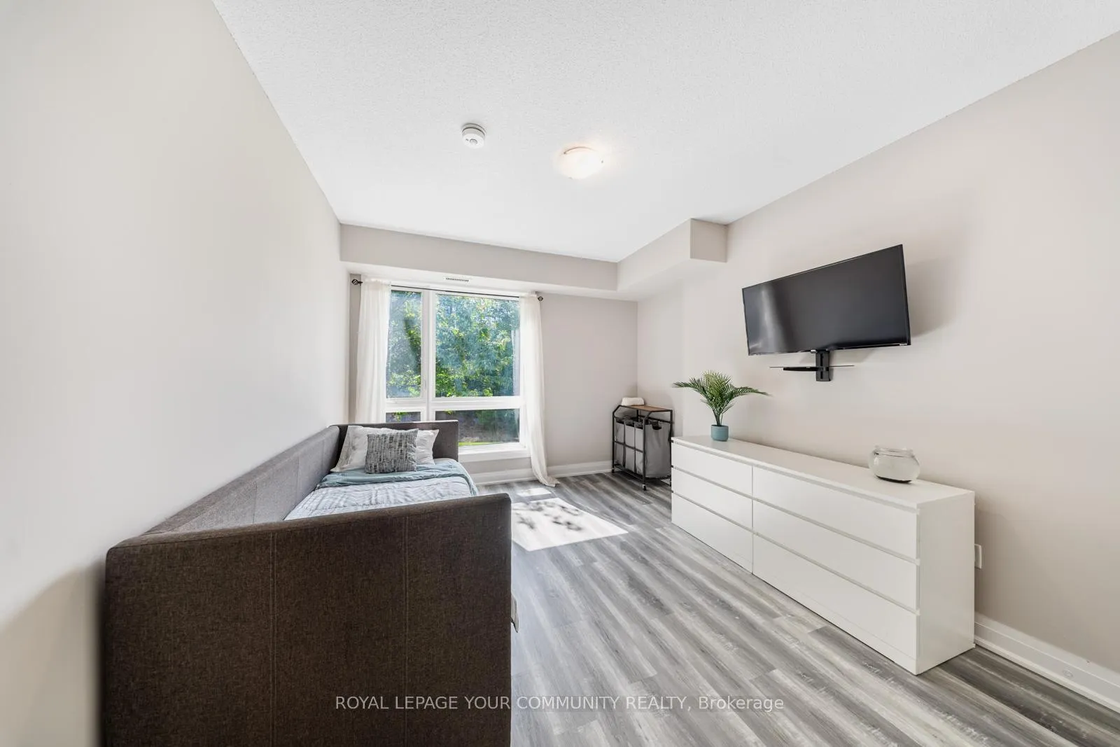 Photo 18 of Unit 113, 304 Essa Road, Barrie, Ardagh — HOMEH