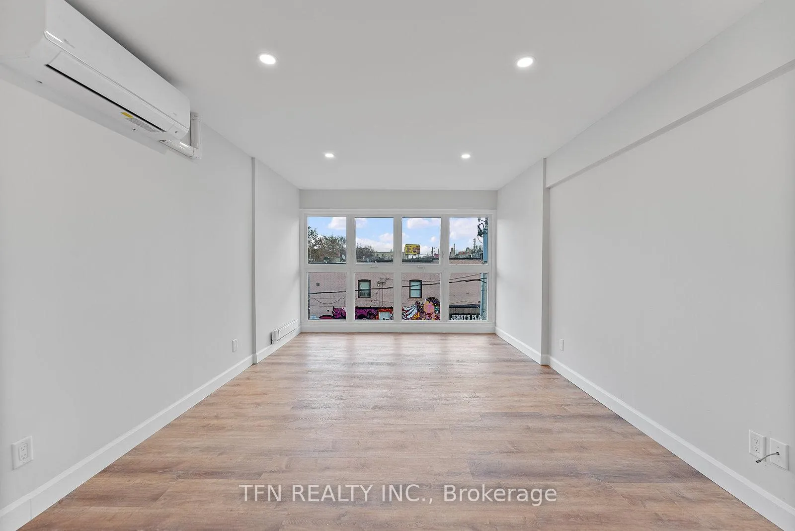 Photo 9 of Unit 302, 1328 Gerrard Street E, Toronto, Greenwood-Coxwell — HOMEH