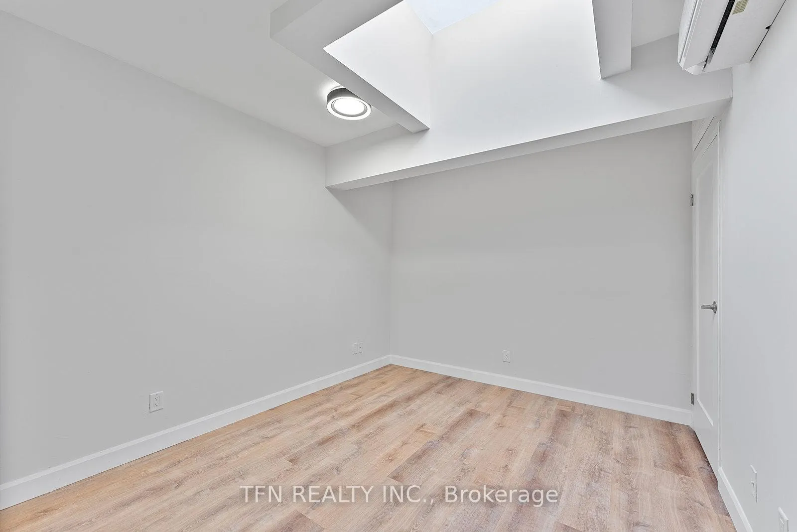 Photo 17 of Unit 302, 1328 Gerrard Street E, Toronto, Greenwood-Coxwell — HOMEH