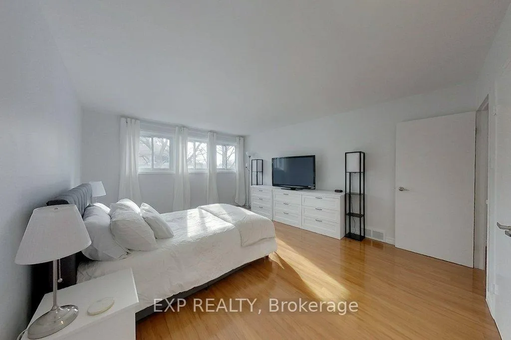 Photo 24 of Unit 2, 17 Gibson Drive, Kitchener — HOMEH