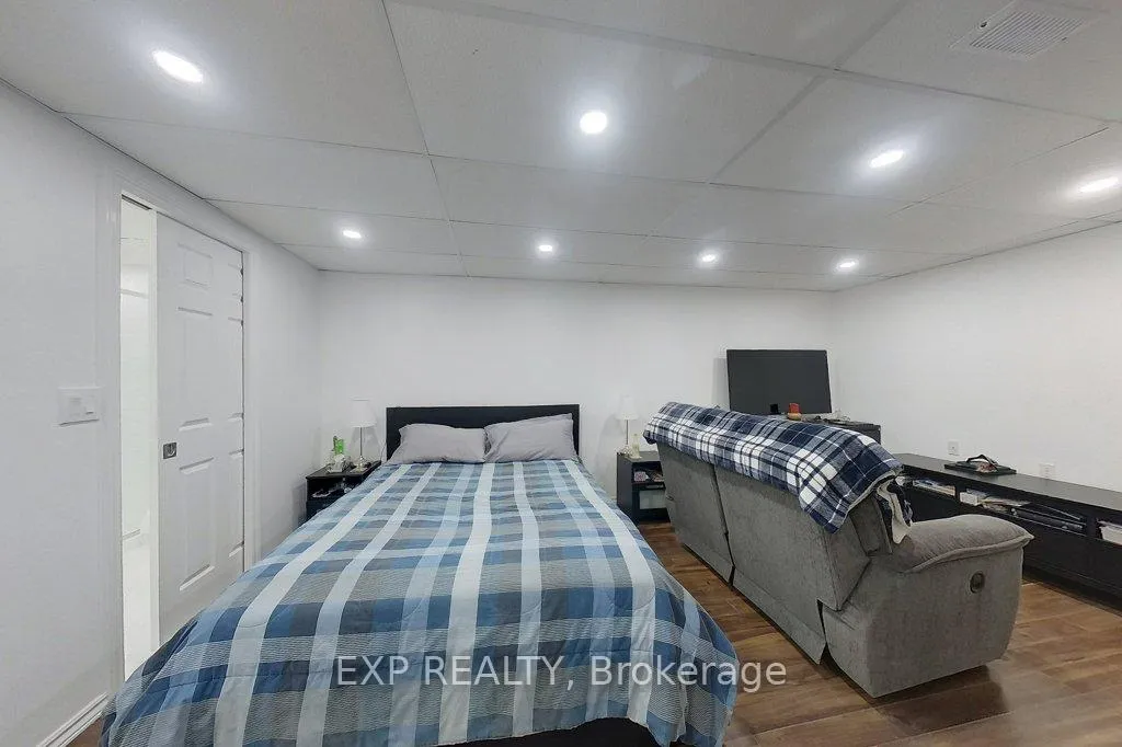 Photo 36 of Unit 2, 17 Gibson Drive, Kitchener — HOMEH