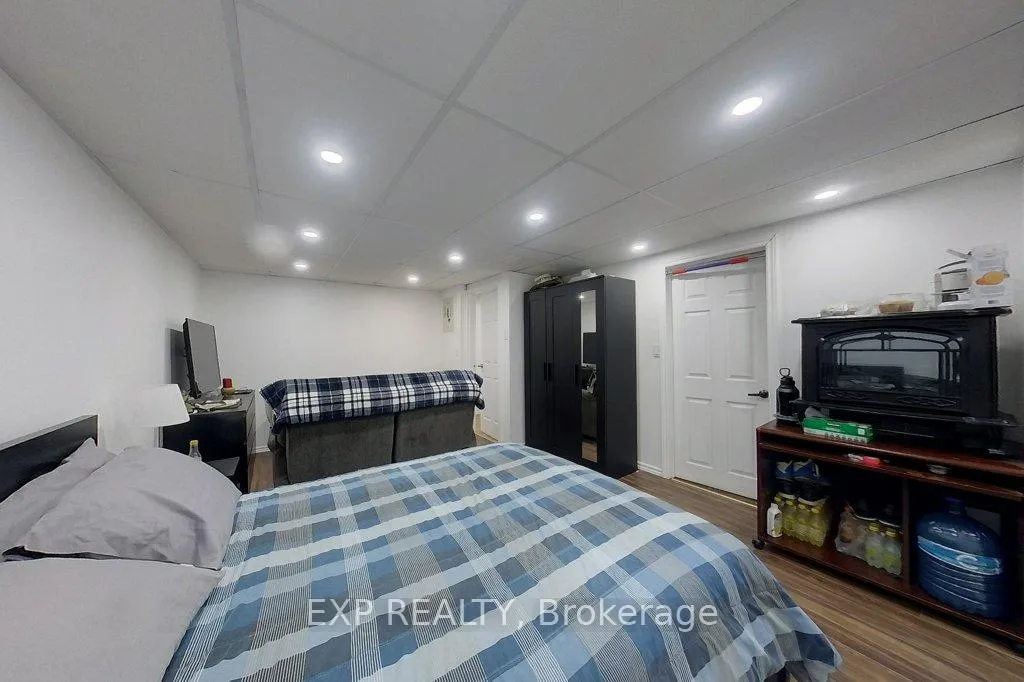 Photo 38 of Unit 2, 17 Gibson Drive, Kitchener — HOMEH