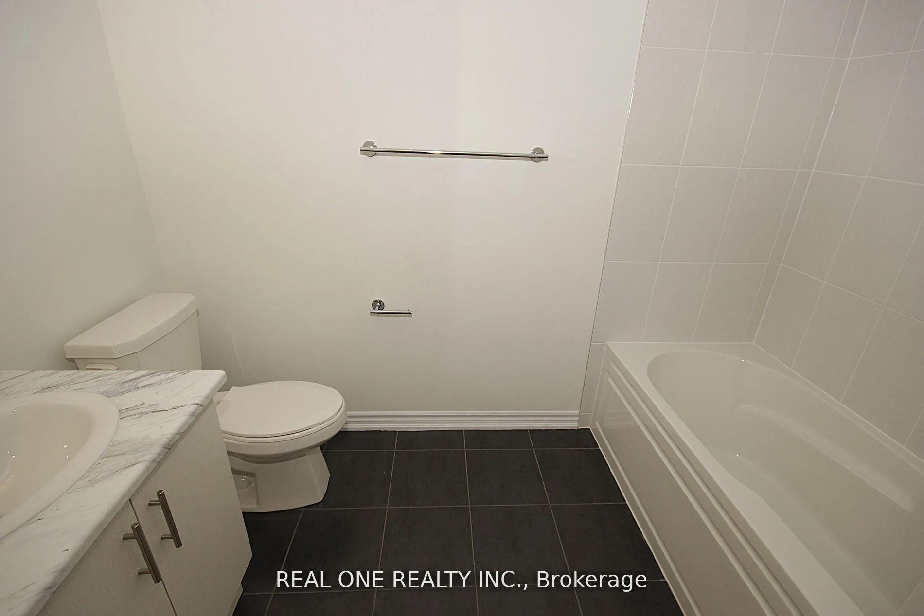 Photo 22 of 11 Gothenburg Lane, Markham, Angus Glen — HOMEH