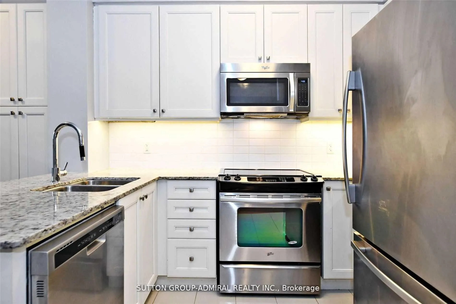 Photo 14 of Unit 405, 8302 Islington Avenue, Vaughan, Islington Woods — HOMEH