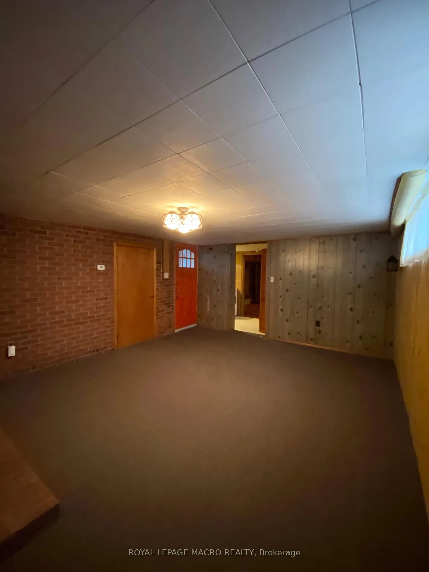 Photo 27 of 242 Highland Road W, Hamilton, Binbrook — HOMEH