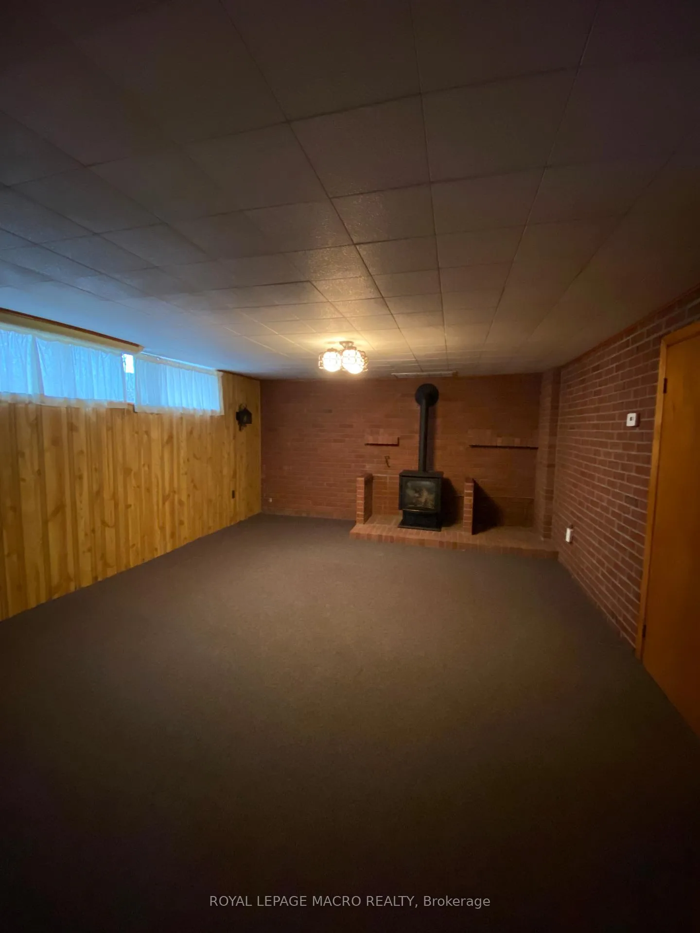 Photo 28 of 242 Highland Road W, Hamilton, Binbrook — HOMEH