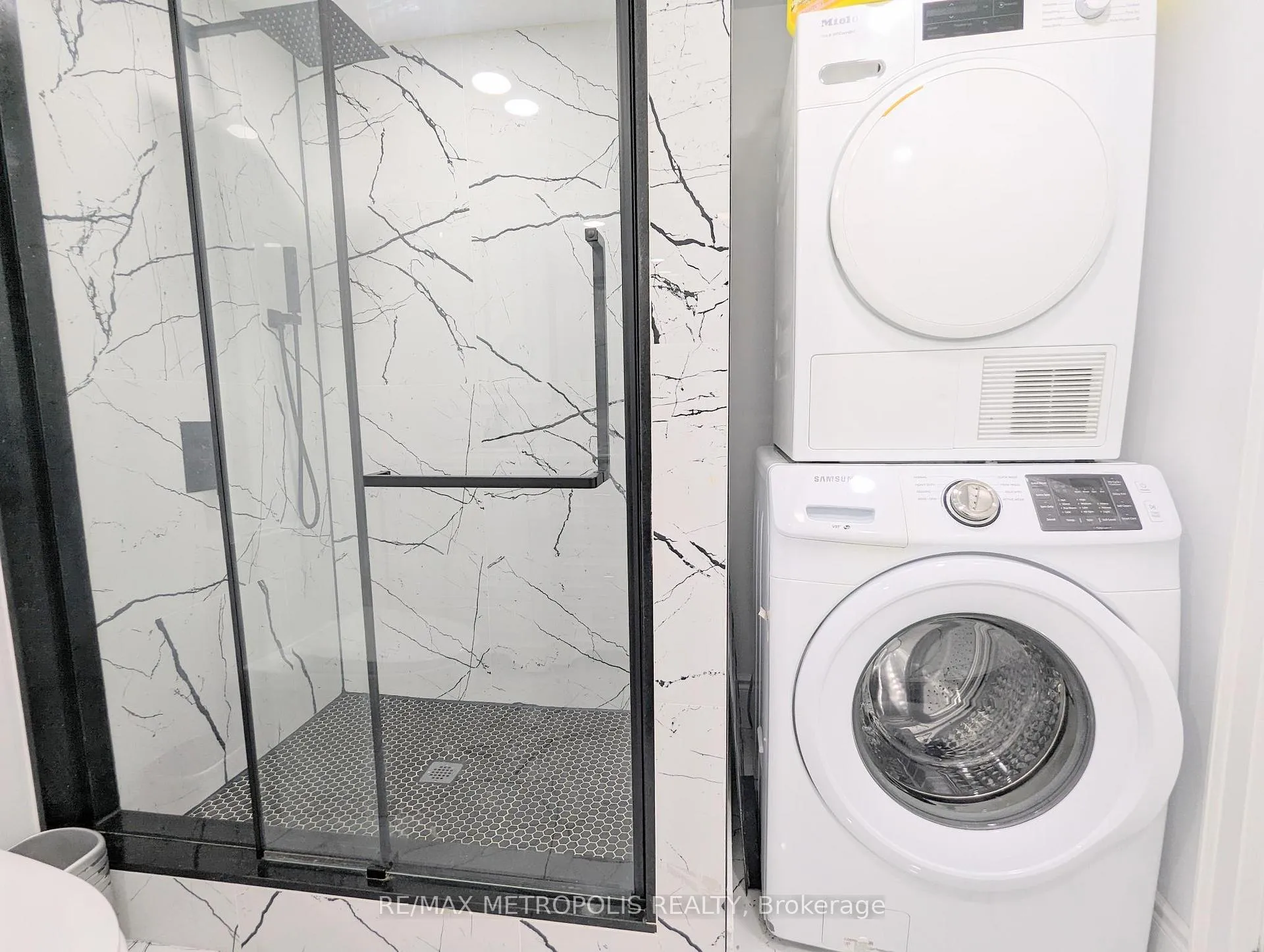 Photo 25 of Unit Main, 61 Mandrake Street, Ajax, Central — HOMEH